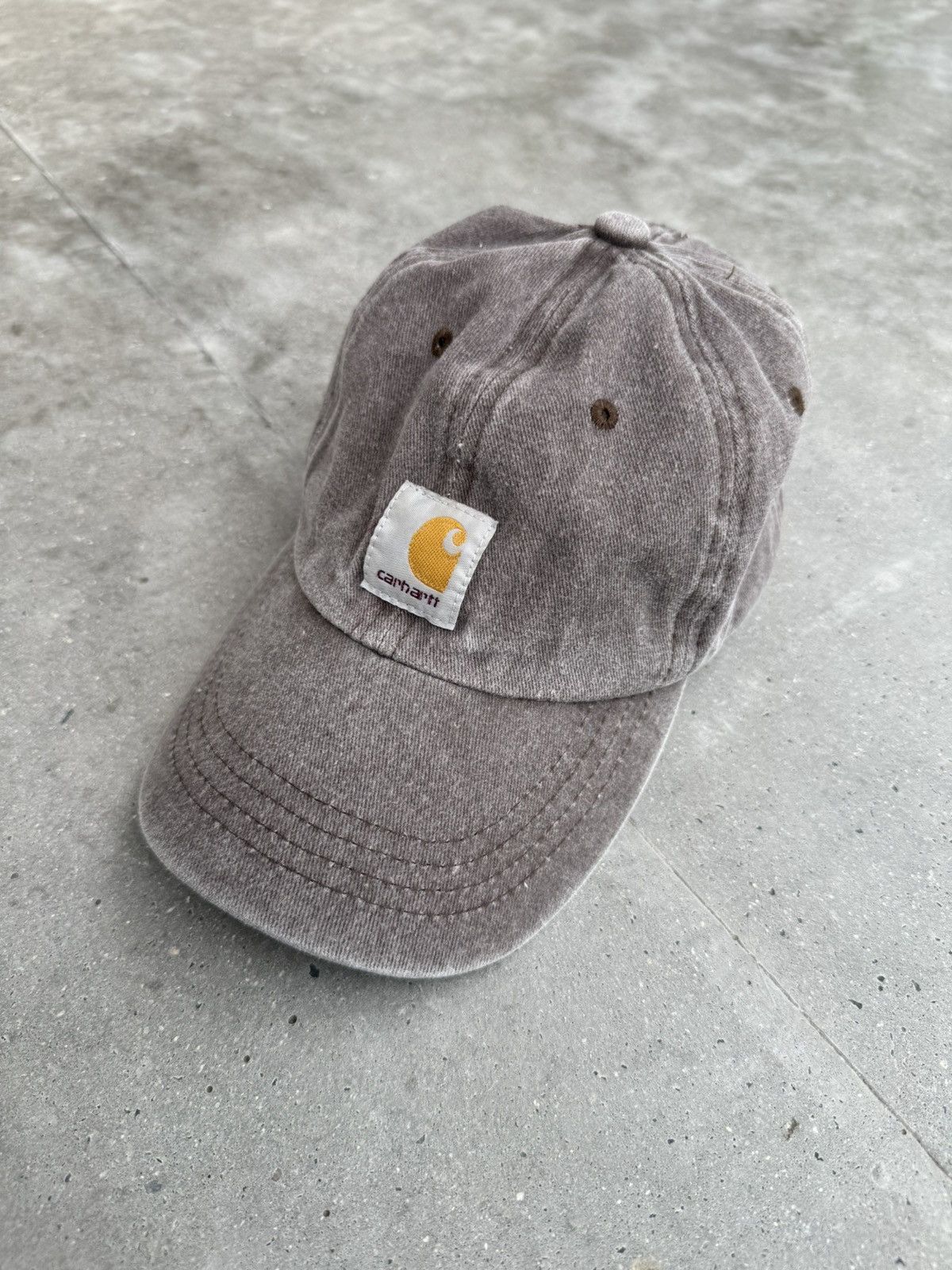 Carhartt × Carhartt Wip *VINTAGE* Carhartt WIP washed brown cap Size ONE SIZE - 1 Thumbnail