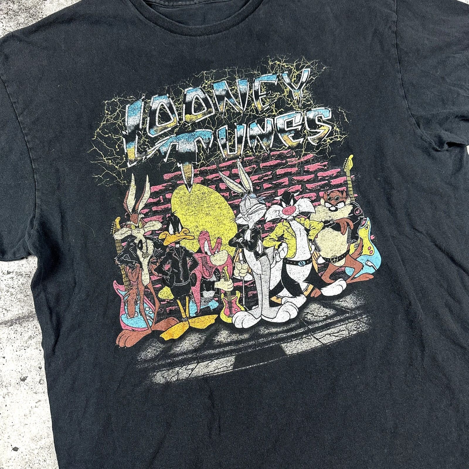 Vintage Looney Tunes Metal Tunes Shirt Size XL Modern Print Size US XL / EU 56 / 4 - 2 Thumbnail