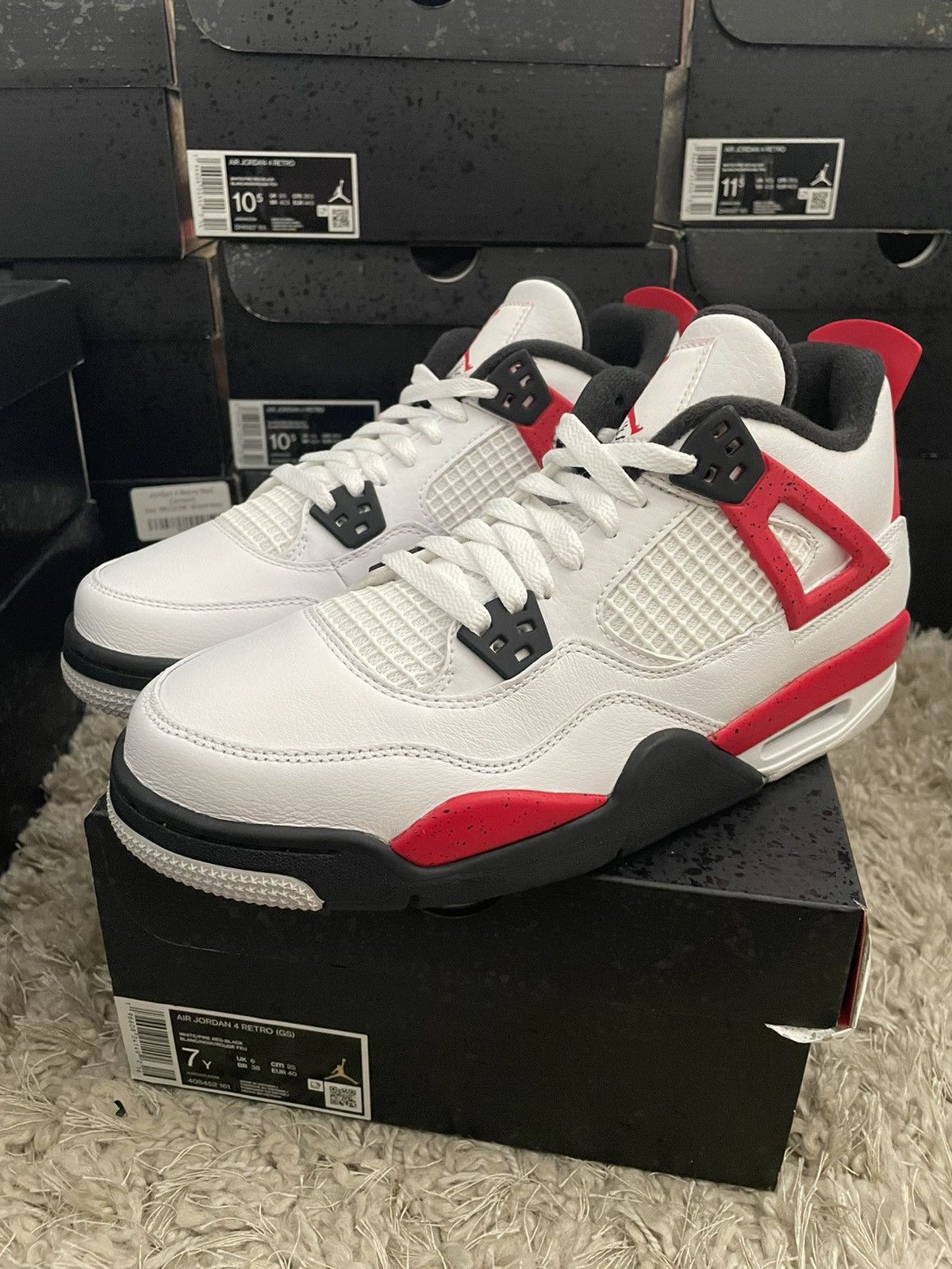 Jordan Brand Jordan 4 Red Cement Size US 7 / EU 40 - 1 Thumbnail