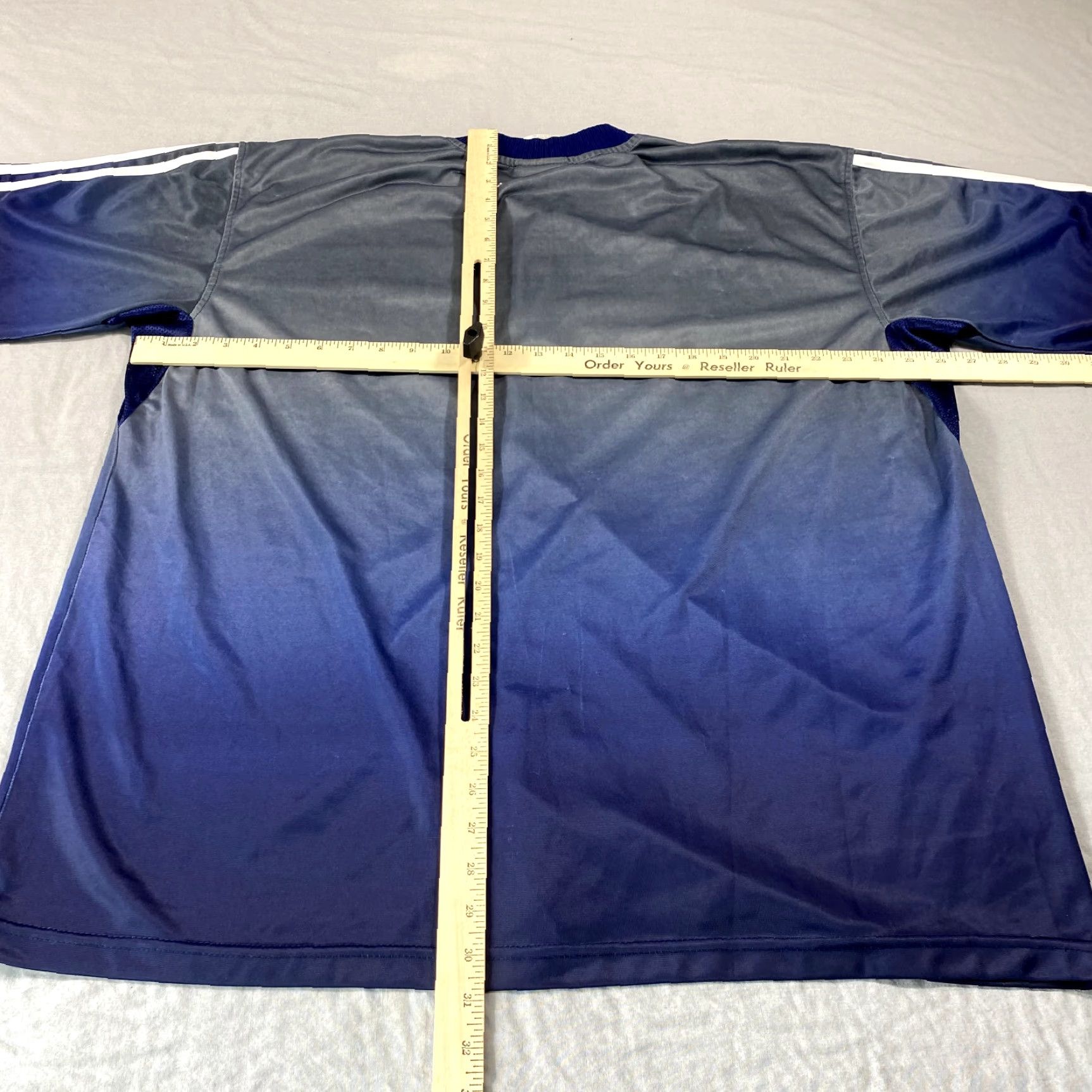 Adidas VINTAGE Adidas Shirt Mens L Blue 90s Jersey Polo Snap Button Collared Short Sleeve Basketball Warm Up Size US L / EU 52-54 / 3 - 4 Thumbnail