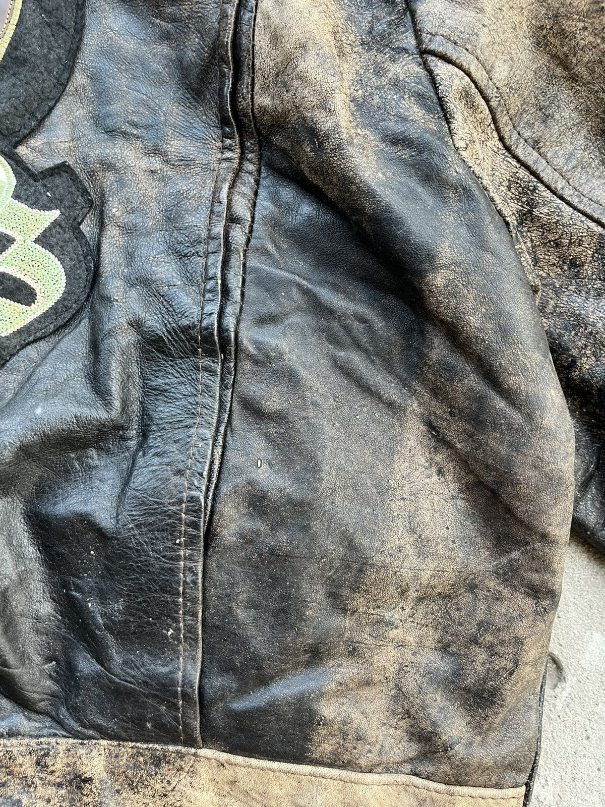 If Six Was Nine × Le Grande Bleu (L.G.B.) Thrashed Sun Faded Distressed Vintage Leather Bomber Jacket Size US M / EU 48-50 / 2 - 20 Thumbnail
