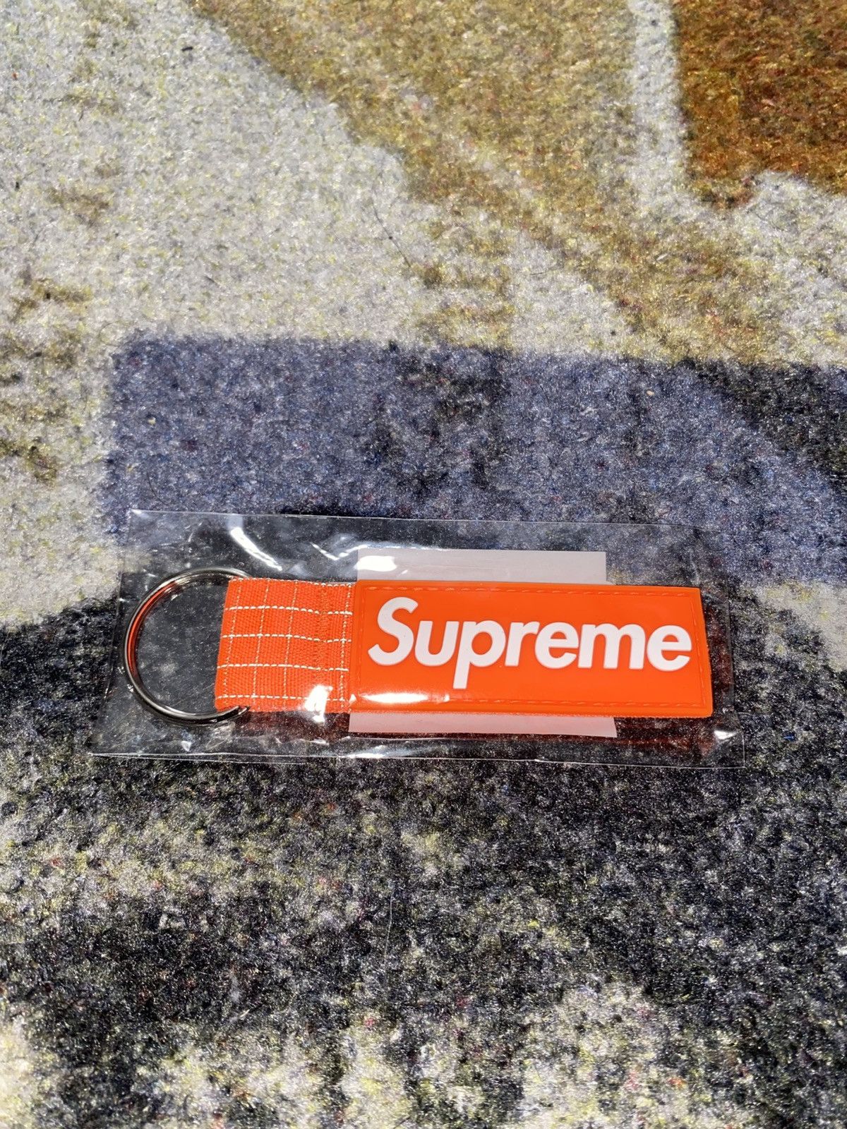 Supreme Keychain | Grailed