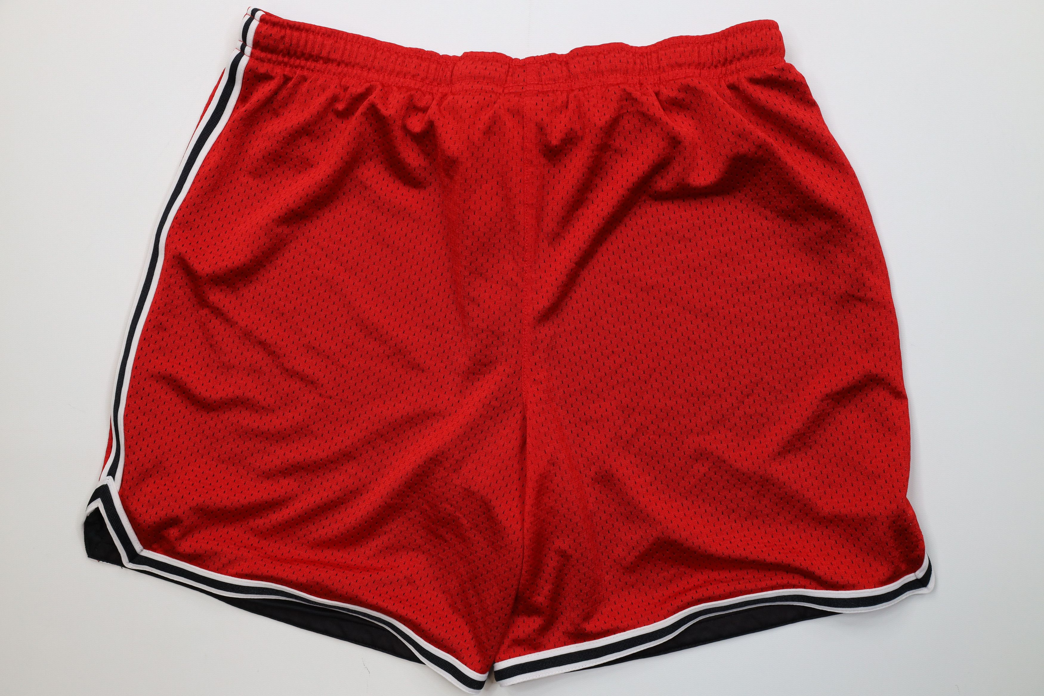 Nike Vintage Y2K Nike Scott Mini Swoosh Above Knee Shorts Red Size US 32 / EU 48 - 8 Thumbnail