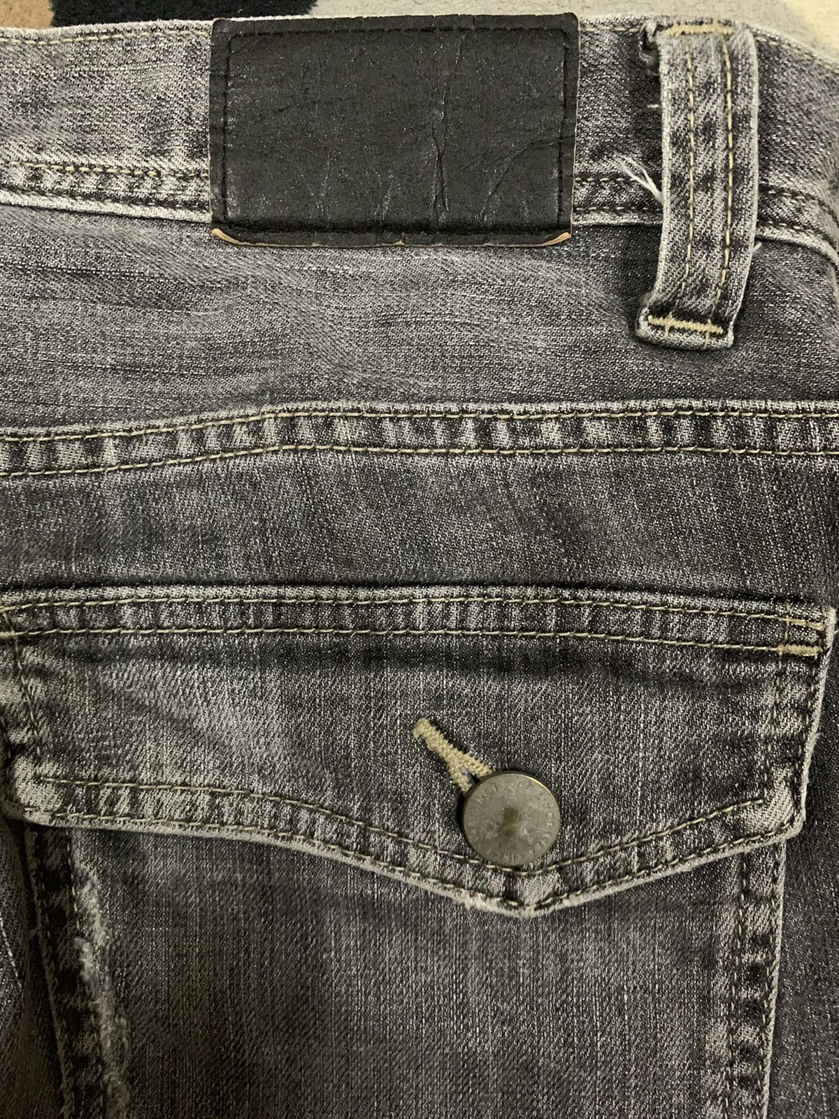 Undercover × Uniqlo Vintage Uniqlo Faded Wash Slim Bootcut Grunge Jeans Size US 31 - 13 Thumbnail