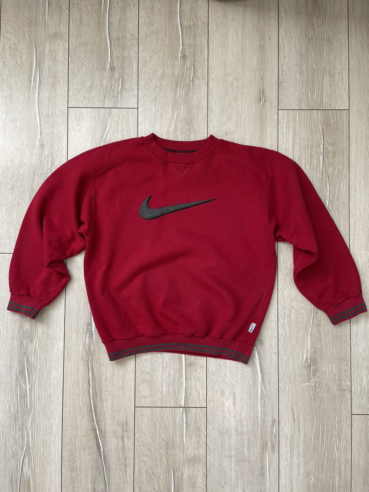 Nike × Vintage Vintage 90s woman's Nike sweatshirt big logo Size XS / US 0-2 / IT 36-38 - 1 Thumbnail