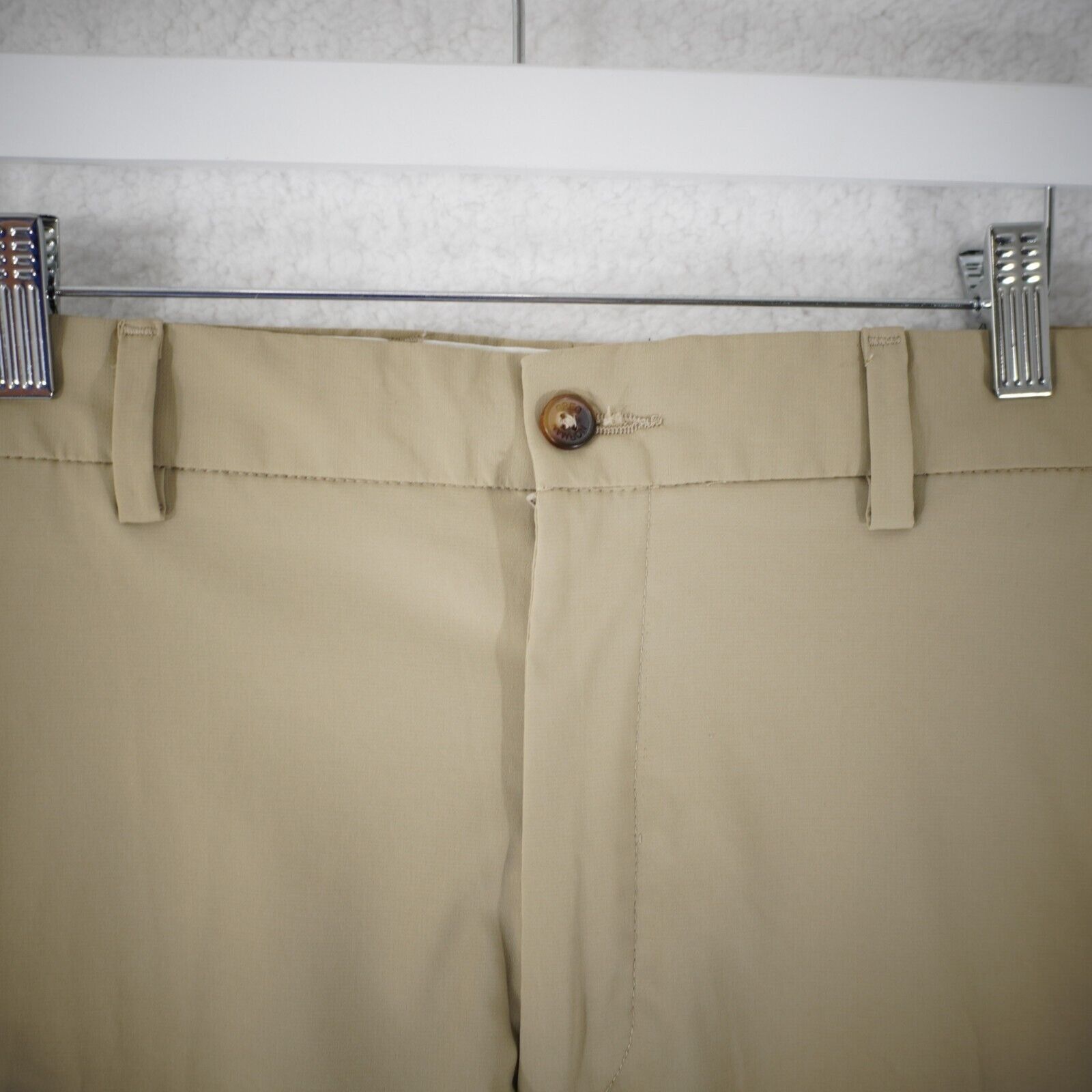 Greg Norman Greg Norman Tan Mid Rise Polyester Spandex Shorts 32 / 9.5" Size US 32 / EU 48 - 3 Thumbnail