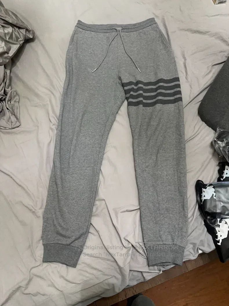 Thom Browne Thom Browne size 4 Four stripes on the waffle-patterned swe Size US 42 / EU 58 - 1 Thumbnail