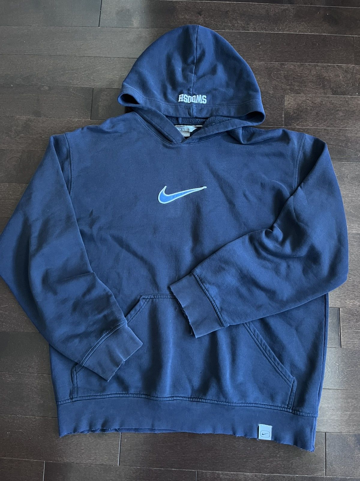 Nike Vintage Nike Center Swoosh Logo y2k 90’s Distressed Hoodie Size US L / EU 52-54 / 3 - 1 Thumbnail