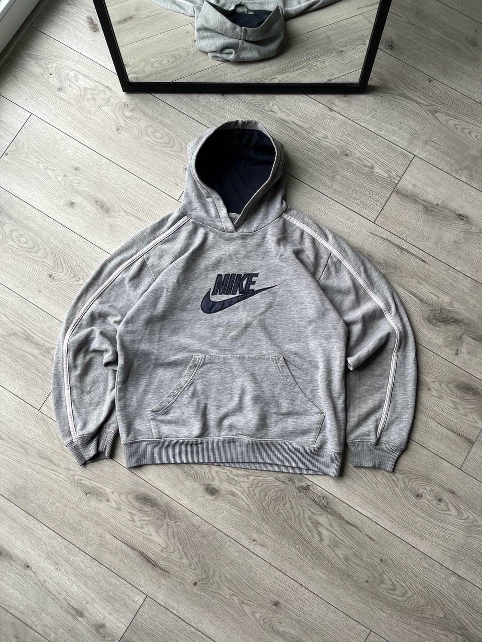Nike × Vintage Vintage Nike Swoosh Boxy Hoodie Y2K M Size US M / EU 48-50 / 2 - 1 Thumbnail