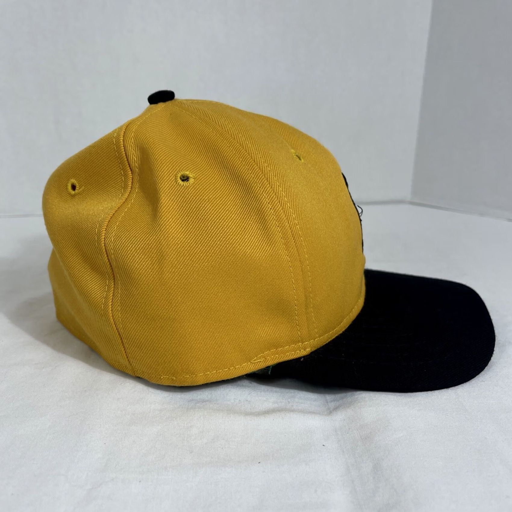 Vintage VINTAGE Pittsburgh Pirates Fitted Hat Sz 7 Roman Cooperstown Collection 80s MLB Shirt Adults 7 Yellow Polyester MIX Snapback Mens Size ONE SIZE - 4 Thumbnail