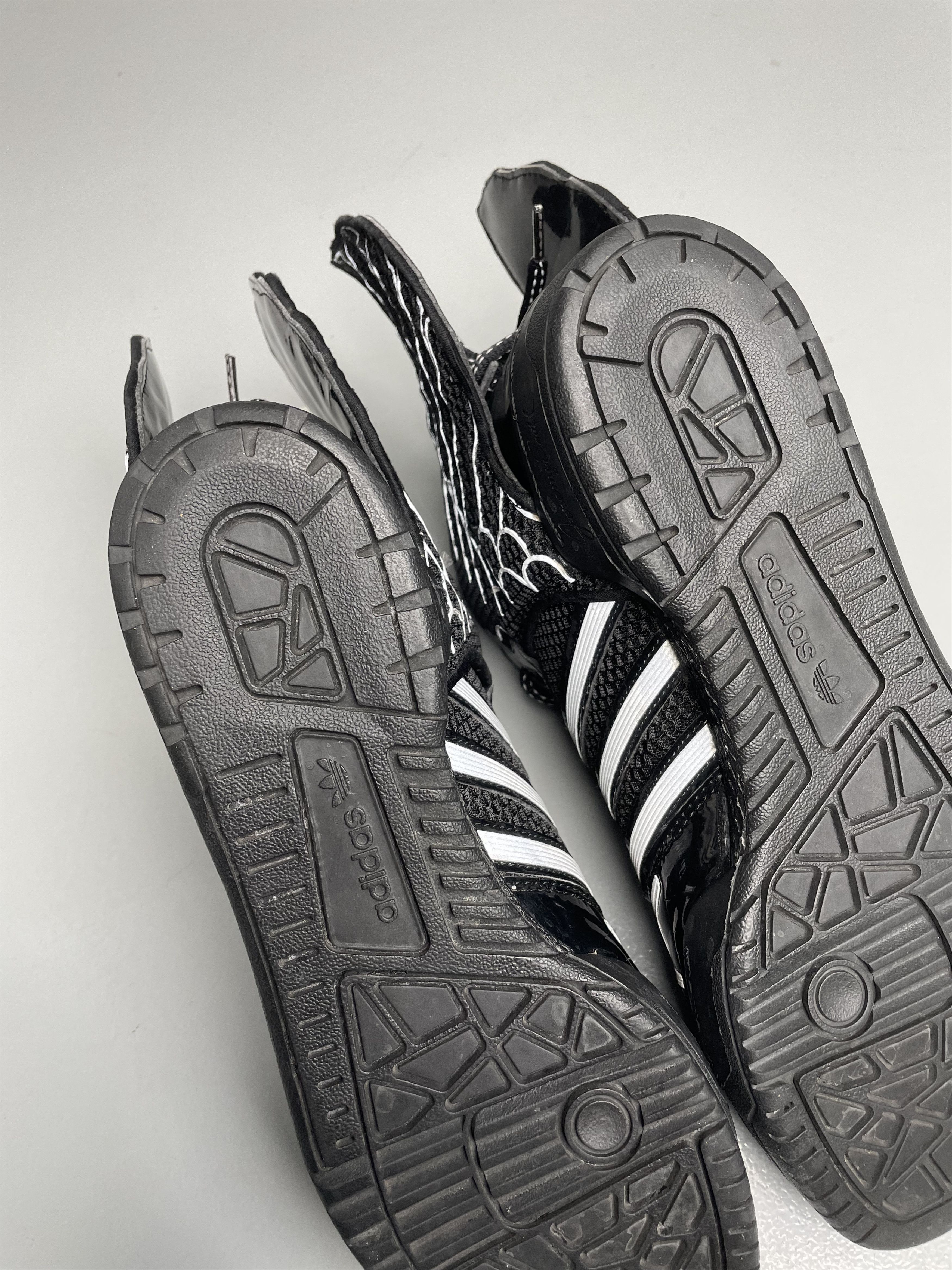 Adidas × Jeremy Scott adidas X Jeremy Scott 2015 JS Wings 2.0 Mesh black Size US 9 / EU 42 - 10 Thumbnail