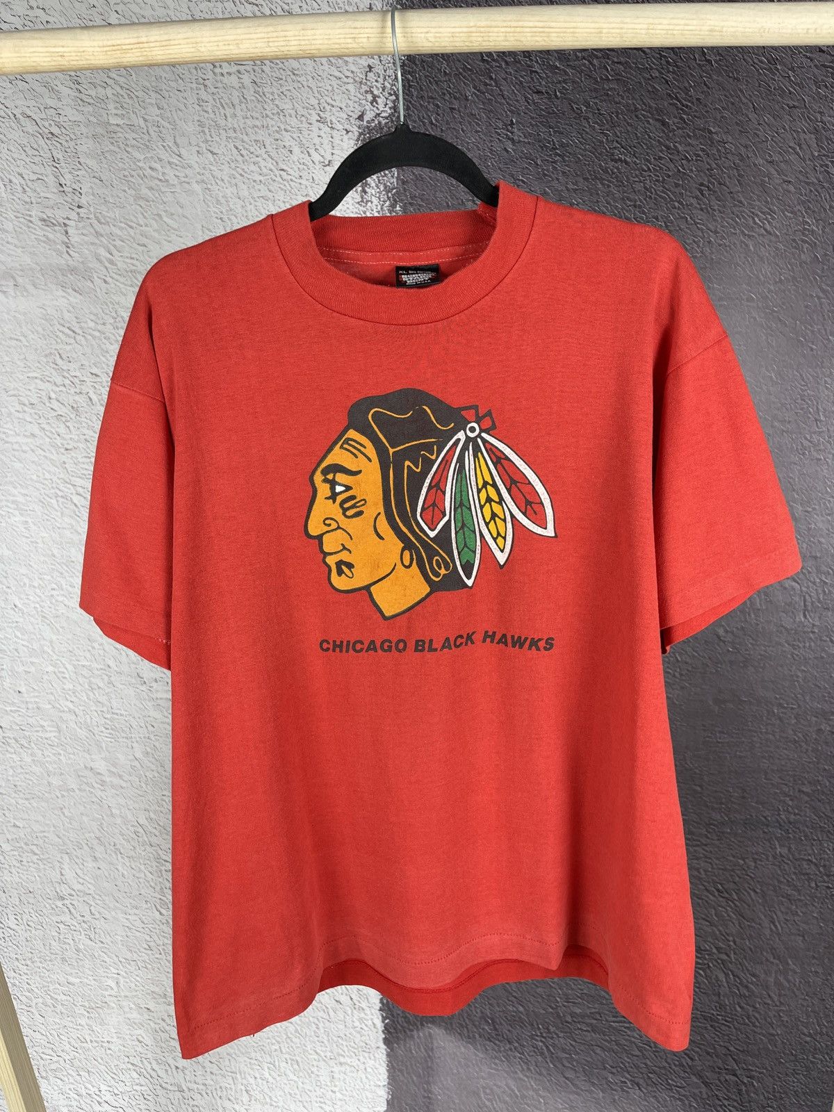 NHL Screen Stars made in USA Chicago Black Hawks tee shirts Size US XL / EU 56 / 4 - 2 Thumbnail