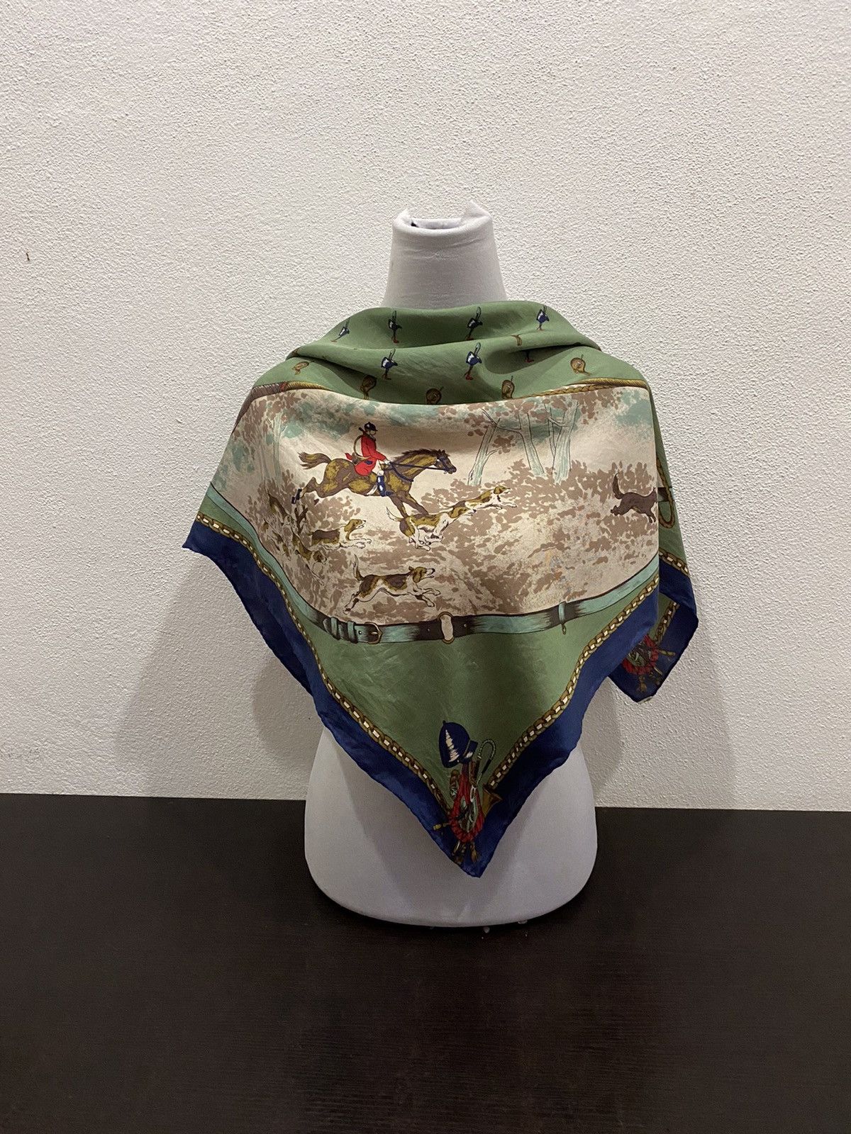 Vintage Vintage RareDesign Scarf/Scarves/Pocket Square/Handkerchief Size ONE SIZE - 2 Thumbnail