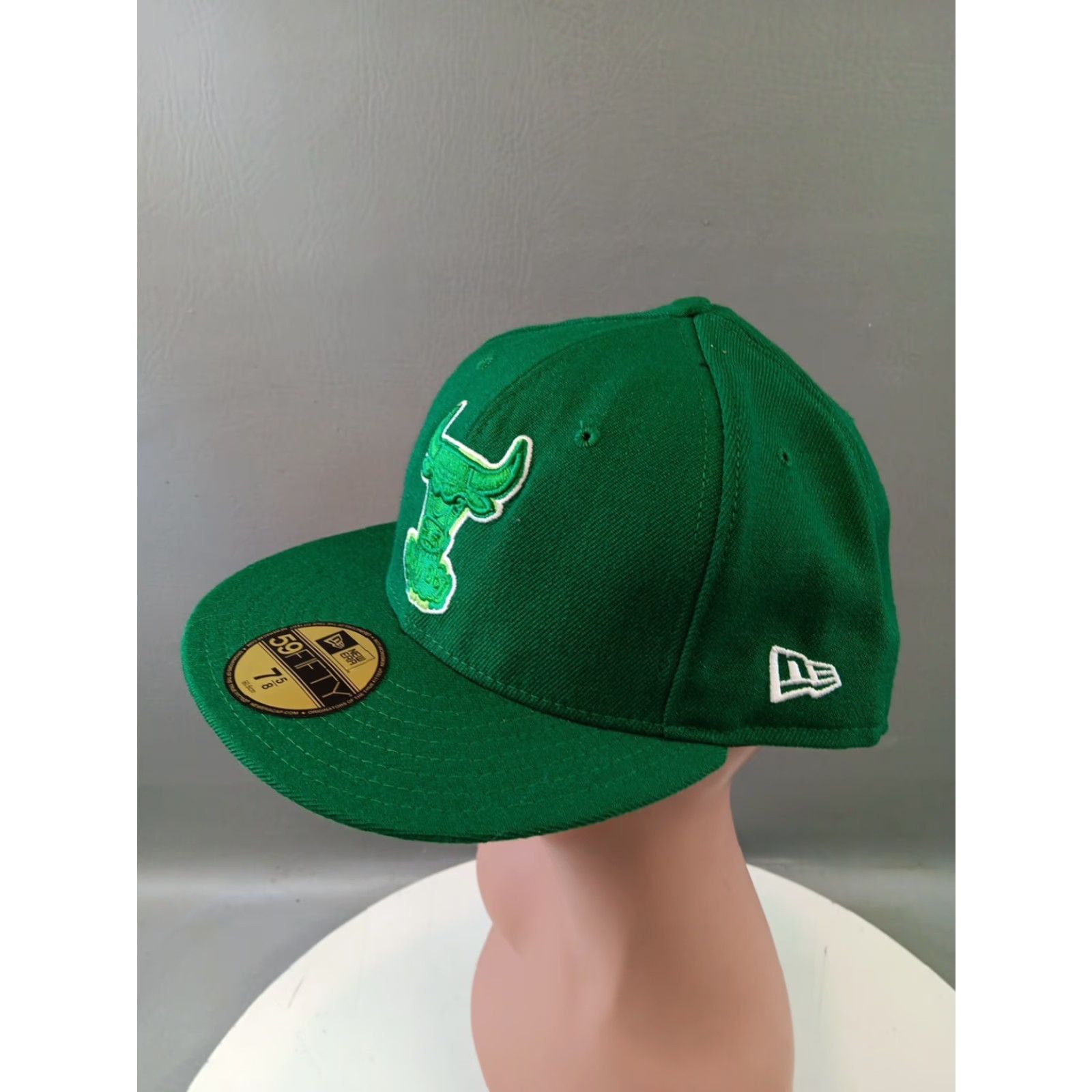 New Era New Era Windy City Chicago Bulls Fitted 59Fifty Hat Green 7 5/8 Mens NBA Basketball Cap Size ONE SIZE - 4 Thumbnail