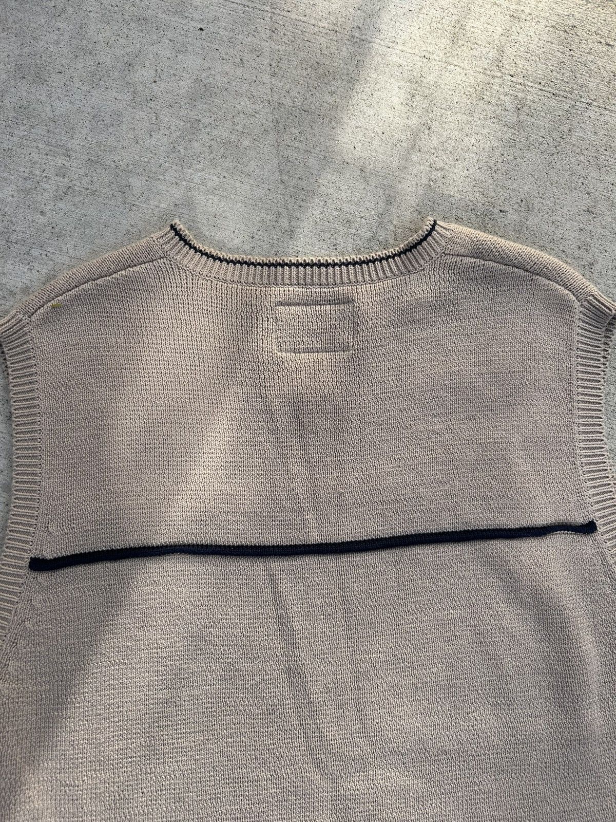 American Eagle Outfitters American Eagle Knit Vest Size US XL / EU 56 / 4 - 6 Thumbnail
