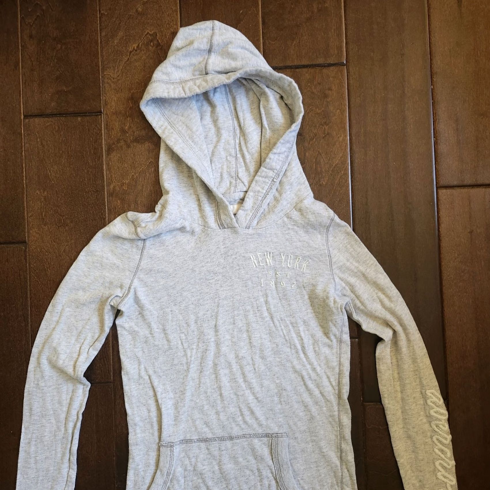 Vintage Grays Abercrombie New York Girl's Junior Gray Heathered Hoodie Sweater L Pullover Hooded Pockets Activewear Size L / US 10 / IT 46 - 4 Thumbnail