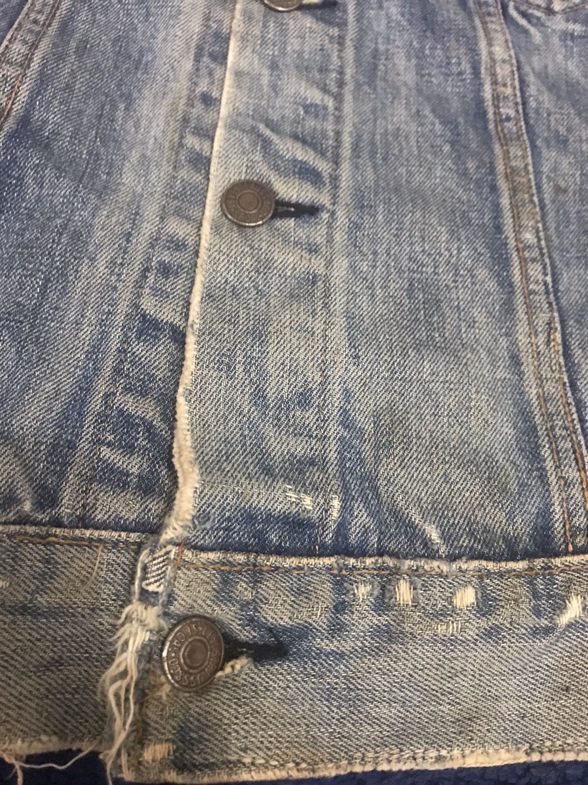 Levi's True Vintage Distressed Levis Trucker Jacket Big E Size US S / EU 44-46 / 1 - 21 Thumbnail