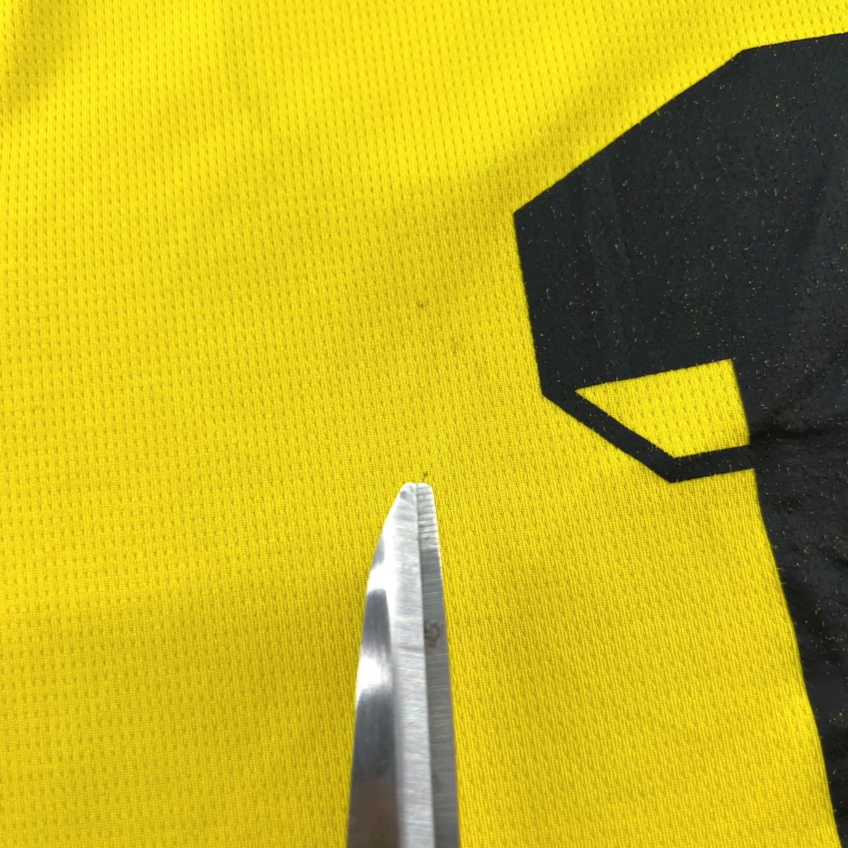 Puma PUMA Borussia Dortmund 2023 2024 Home Reus #11 Mens XL Football Jersey Shirt Yellow Short Sleeve T-Shirt Athletic Jersey Sports Football Mens Size US XL / EU 56 / 4 - 6 Thumbnail