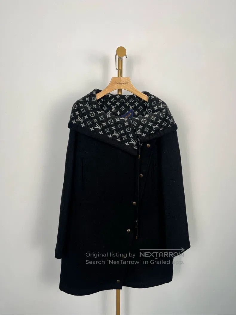 Louis Vuitton Black full logo wool coat