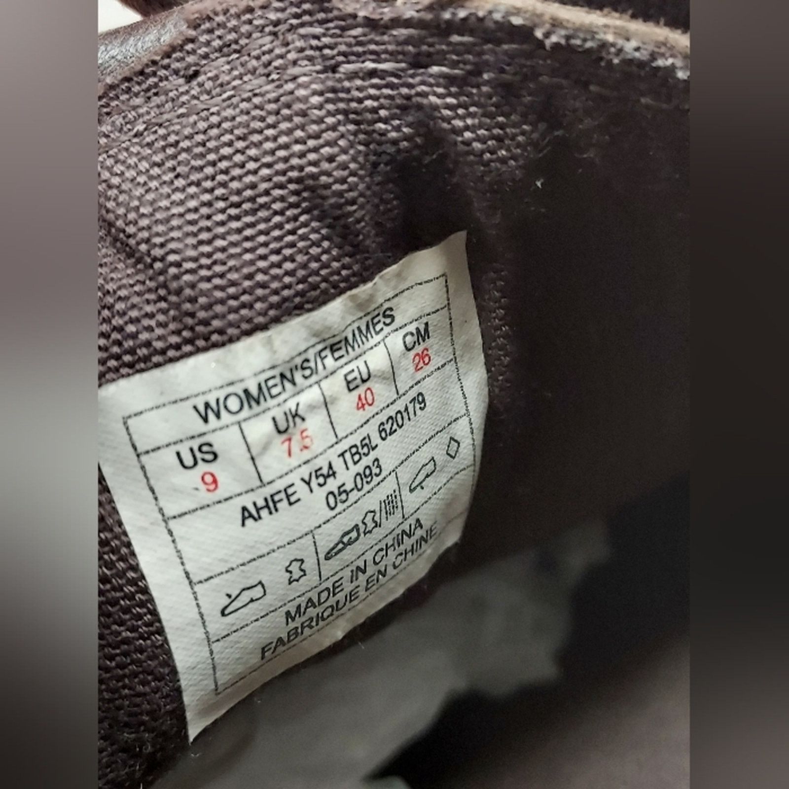 The North Face The North Face Womens Brown Casual Sneakers Size 9 Size US 9 / IT 39 - 9 Thumbnail