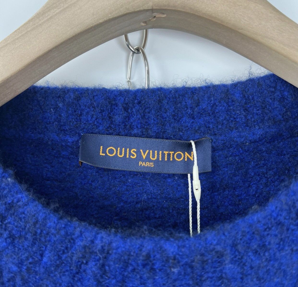 Louis Vuitton Louis Vuitton LV Blue Embroidered Logo Teddy Sweater2412- Size XXL / US 16-18 / IT 52-54 - 7 Thumbnail