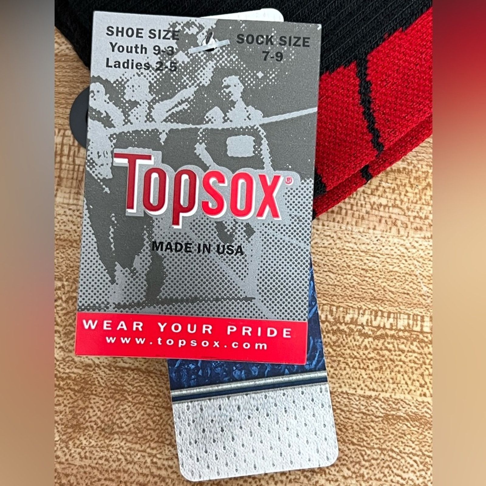 Other TOPSOX TAILGATE CREW SOCKS 7-9 RED GEORGIA BULLDOGS NEW NICE Size US 5 / IT 35 - 3 Thumbnail