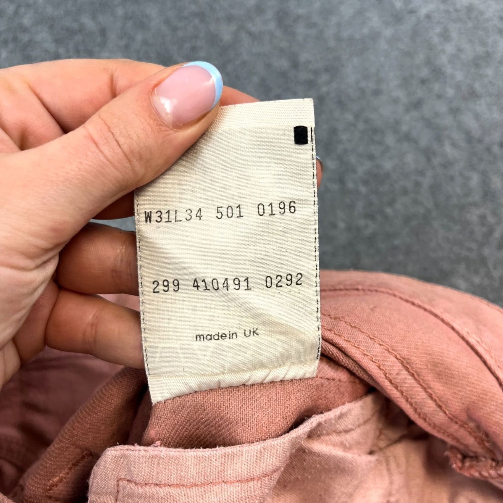 Levi's VINTAGE Levi's 501 Jeans Straight 30 30 UK 10 Salmon Pink 90s UK Made Men's Jeans 30 in Denim 5-Pocket Design Slimming Regular Fit Womens? Size US 30 / EU 46 - 7 Thumbnail