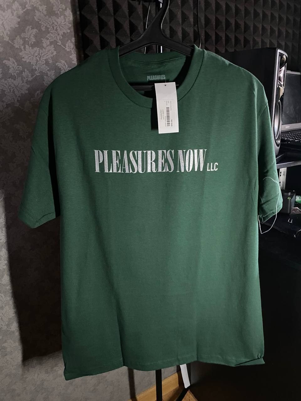 Pleasures Pleasures - Now Tee Size US M / EU 48-50 / 2 - 2 Thumbnail