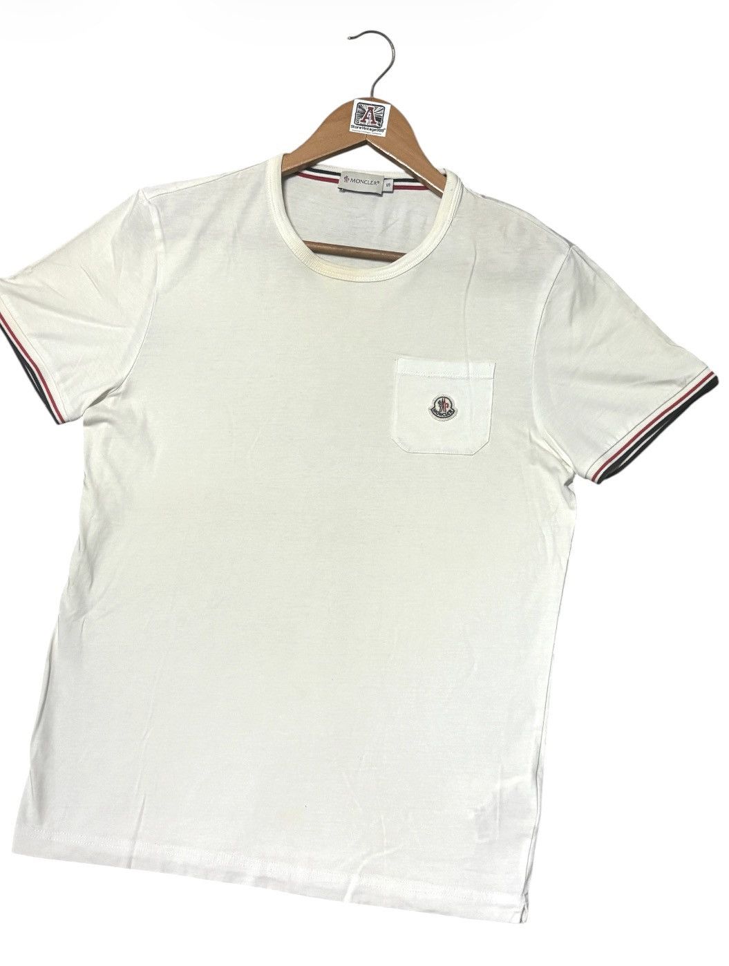 Moncler 💸BINDDING OFFER💸MONCLER MAGLIA SMALL LOGO POKET TSHIRT TEE💥 Size US S / EU 44-46 / 1 - 2 Thumbnail
