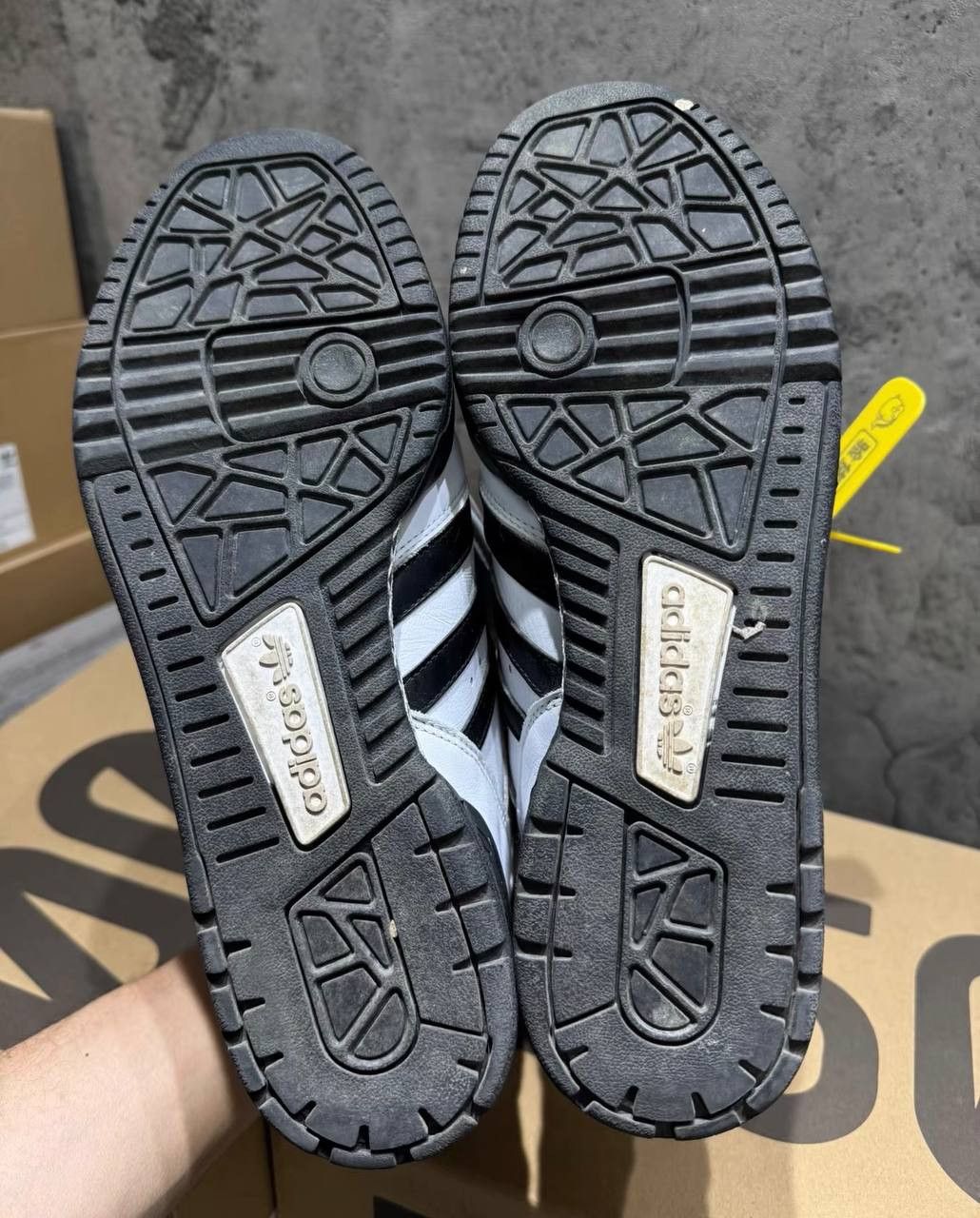Adidas × Jeremy Scott Adidas Jeremy Scott tri-tongue sneakers Size US 9 / EU 42 - 3 Thumbnail