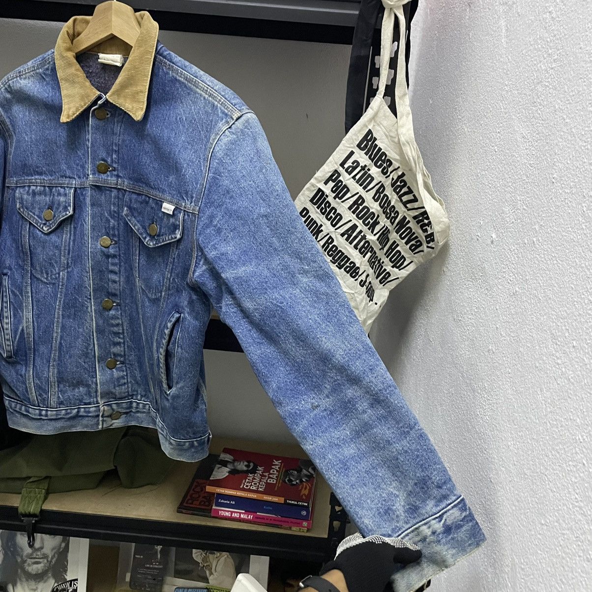 Carhartt 🇯🇵 VINTAGE CARHARTT LINED BLANKET DENIM TRUCKER JACKET Size US S / EU 44-46 / 1 - 4 Thumbnail