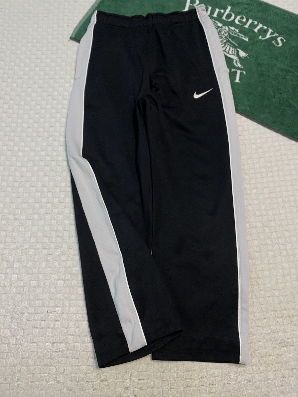 Carhartt Wip × Nike 💥 VINTAGE NIKE SUPER BAGGY 90S WIDE LEG TRACK PANTS Y2K Size US 30 / EU 46 - 1 Thumbnail