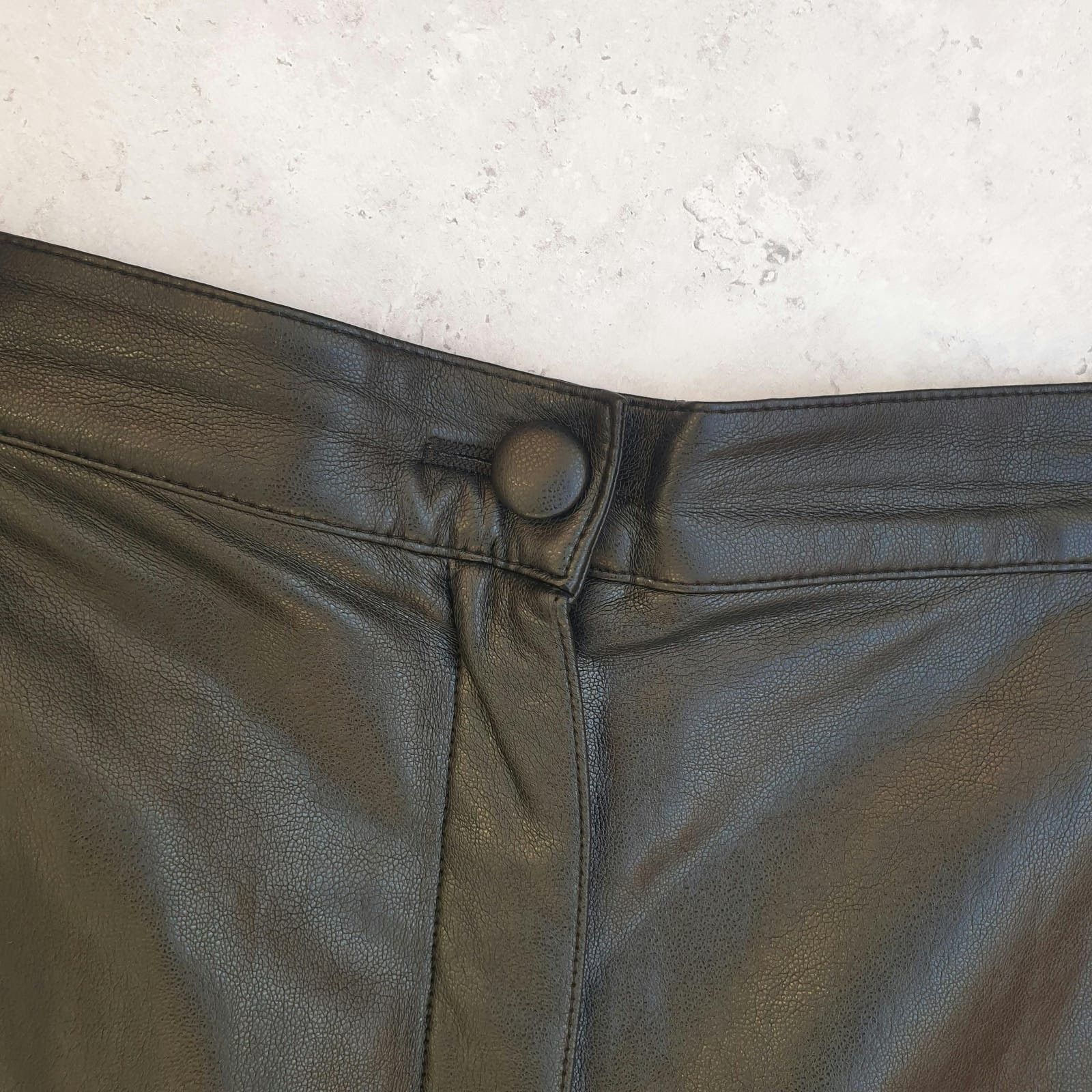 Givenchy Givenchy Faux Leather Pants Size 38" / US 16 / IT 52 - 4 Thumbnail