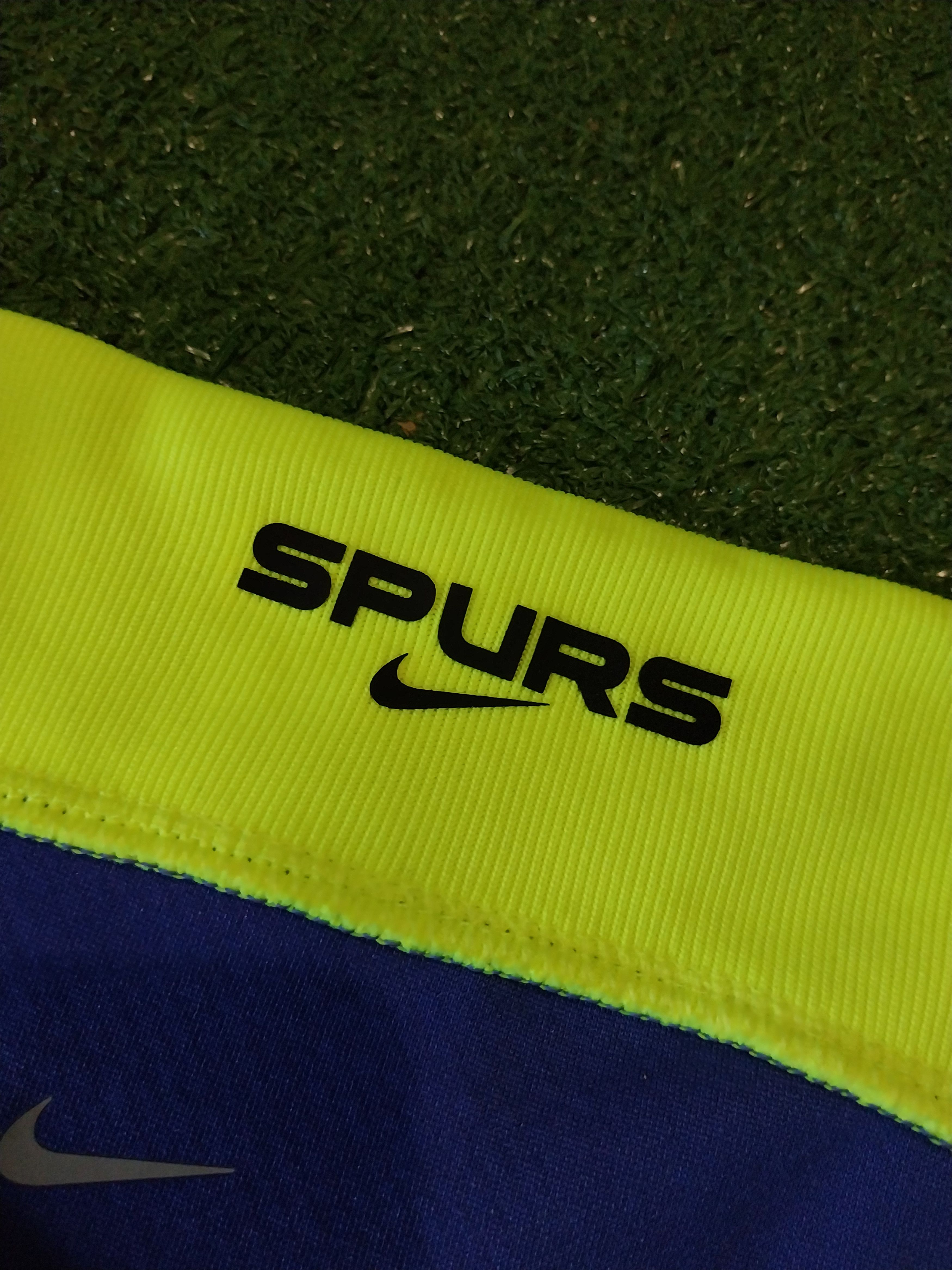 Nike Tottenham hotspurs 2022/2023 heung min son jersey football Size US L / EU 52-54 / 3 - 4 Thumbnail