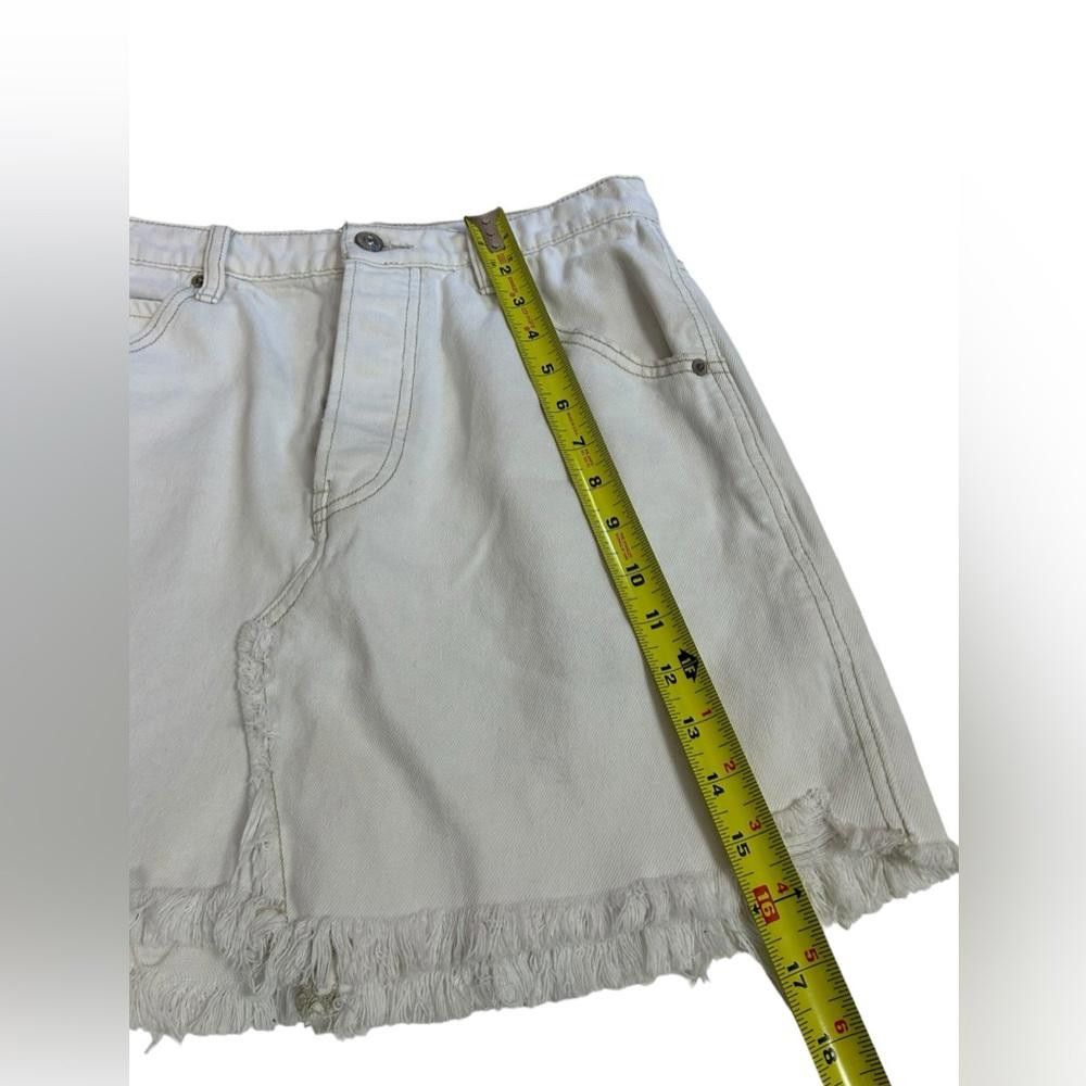 Free People Free People l Brea Cutoff White Denim Skirt 28/6 Size 28" / US 6 / IT 42 - 4 Thumbnail