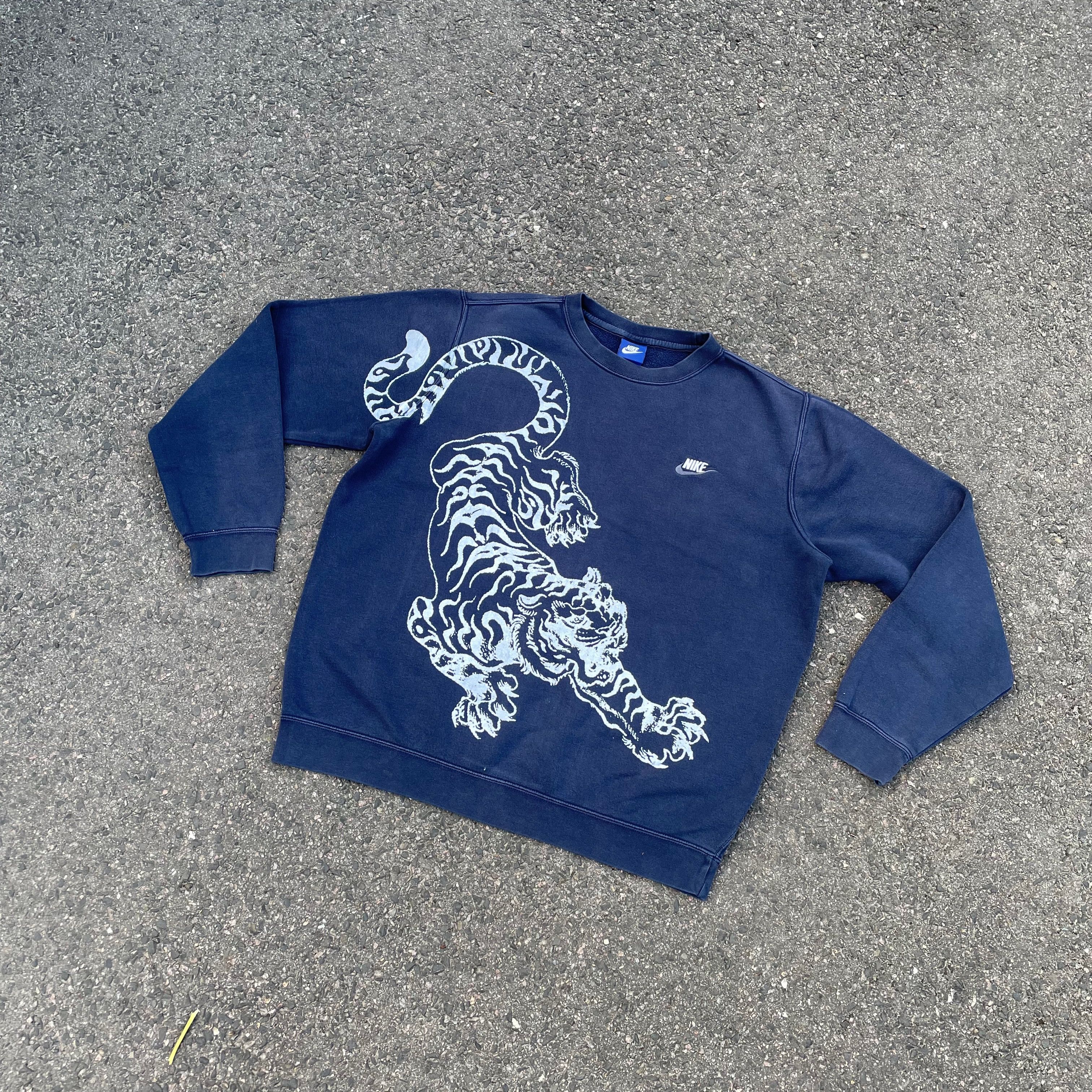 Nike × Vintage Nike sweatshirt custom hand printed tiger y2k art animal Size US L / EU 52-54 / 3 - 2 Thumbnail