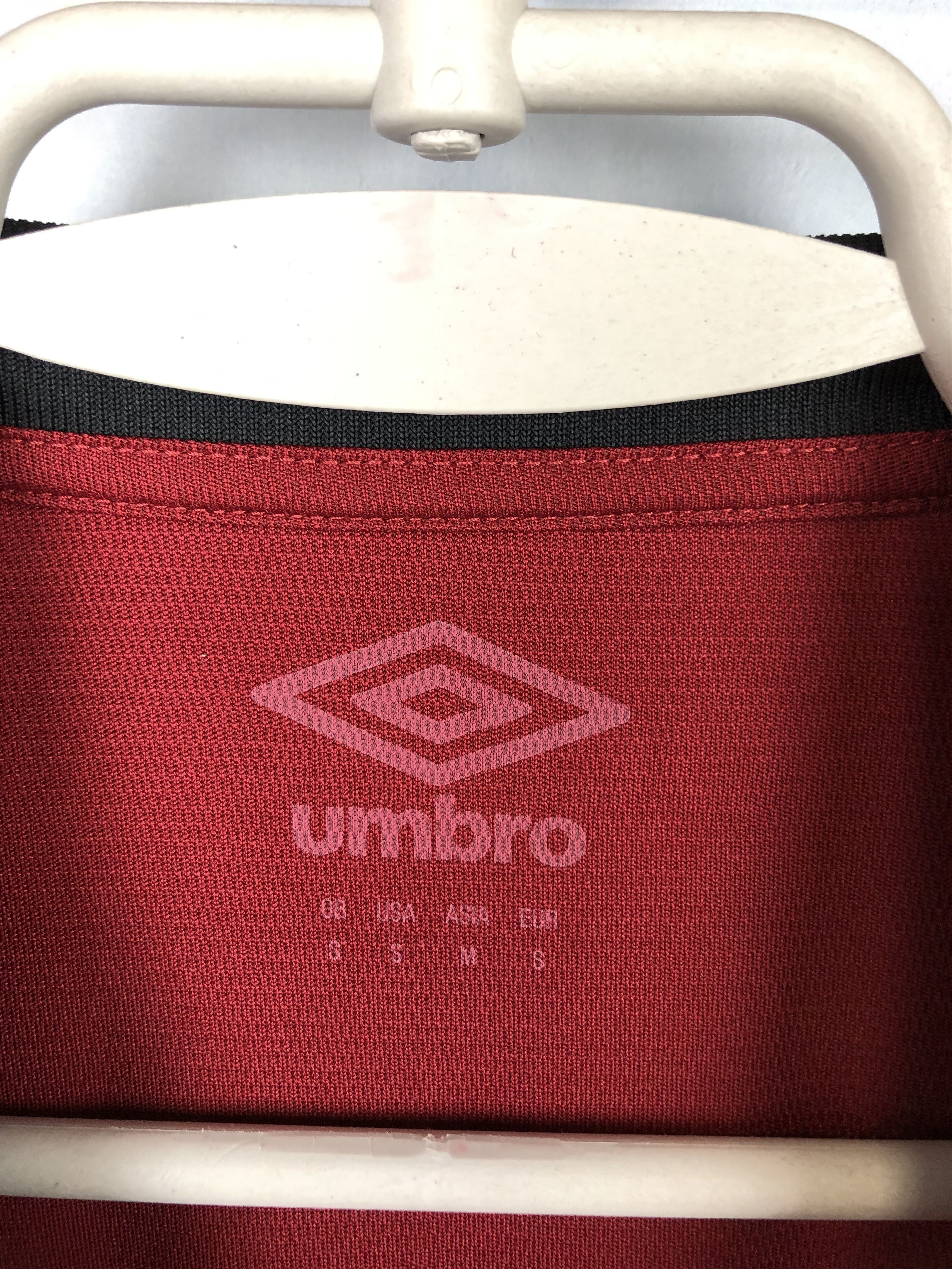 Umbro Nurnberg Home football shirt 2019 Soccer Umbro Jersey Trikot Size US S / EU 44-46 / 1 - 5 Thumbnail