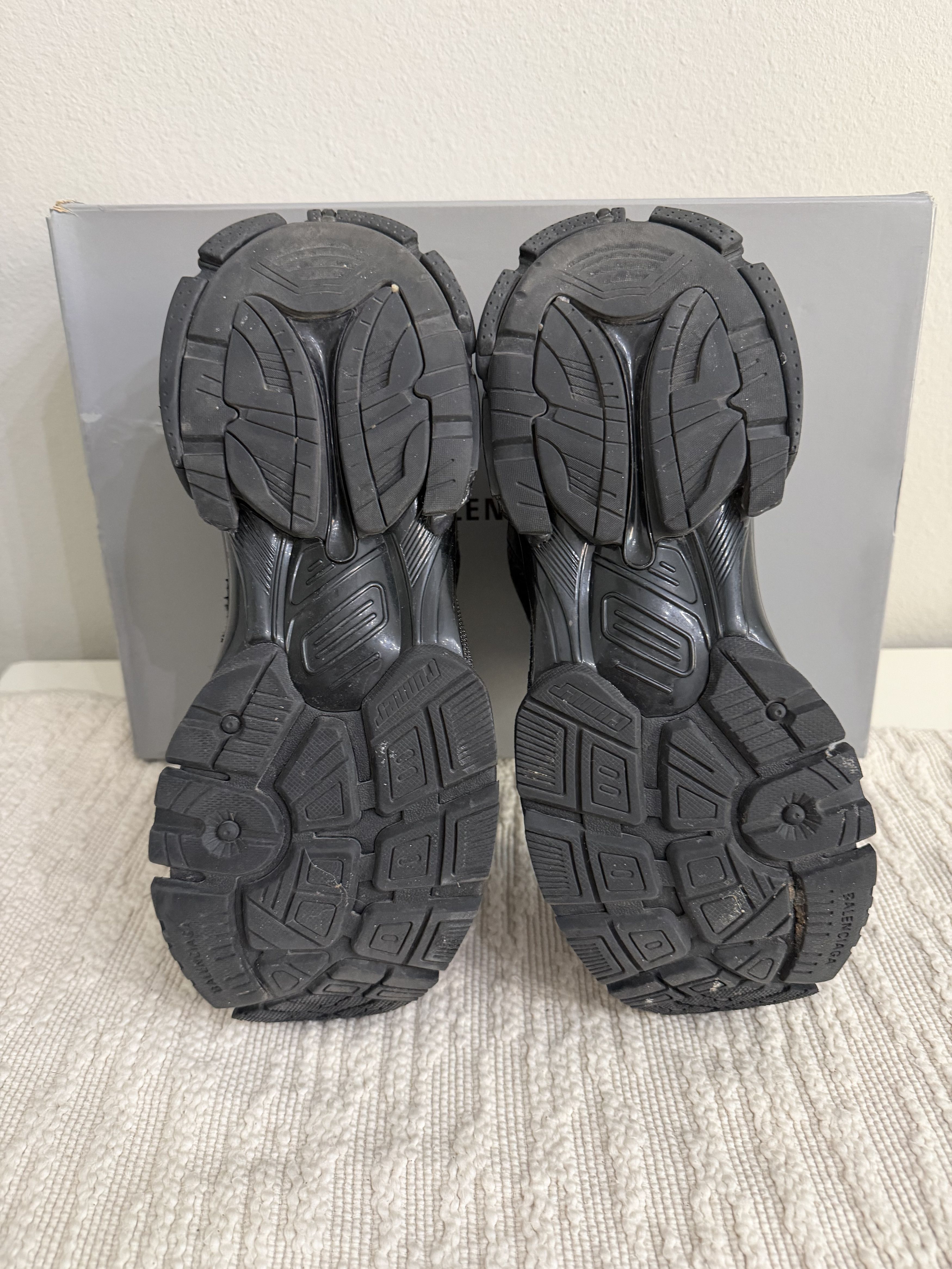 Balenciaga balenciaga runners Size US 8 / EU 41 - 4 Thumbnail