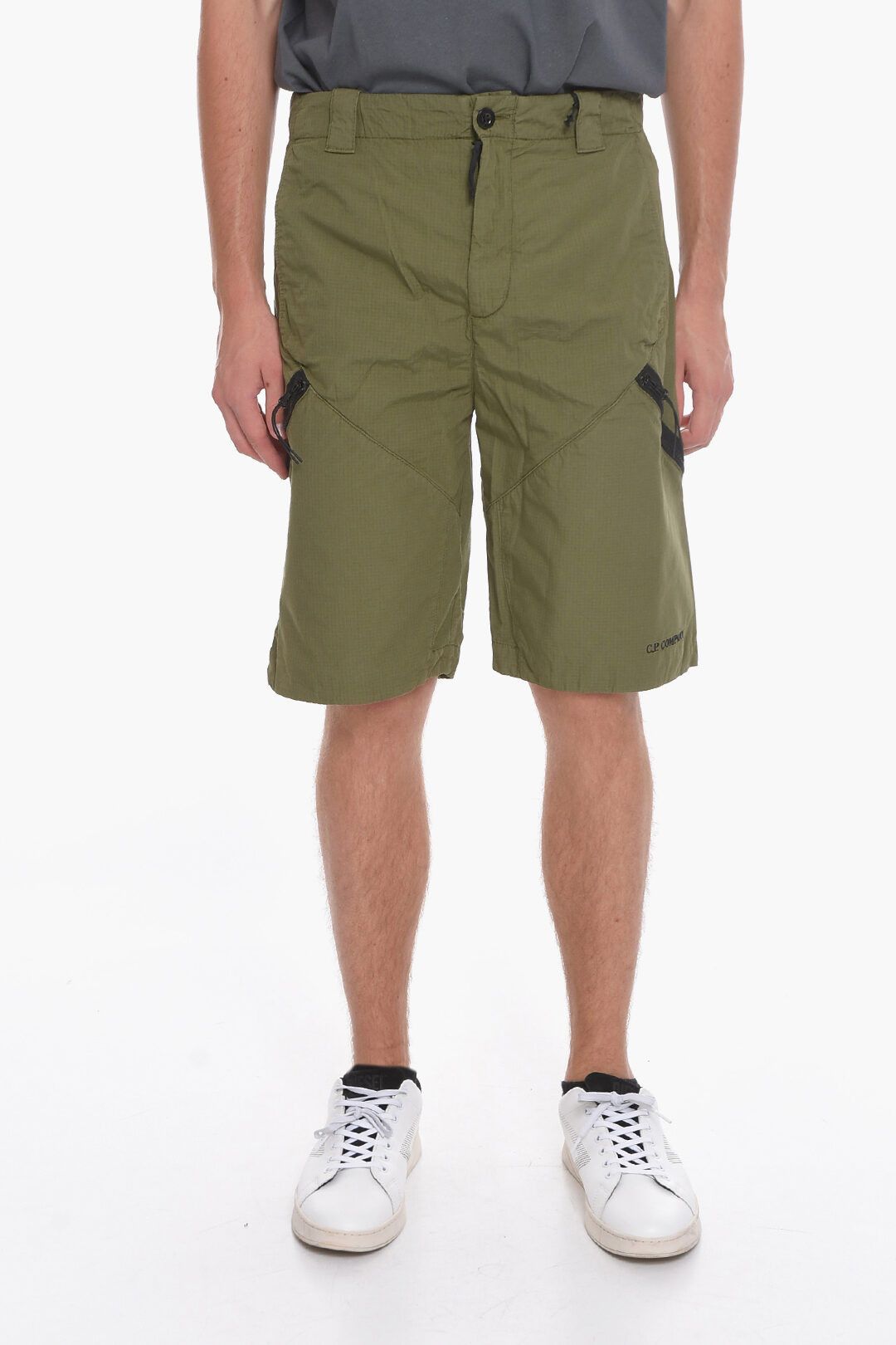 image of C P Company Og1Mm1223 Cargo Short In Green, Men's (Size 32)