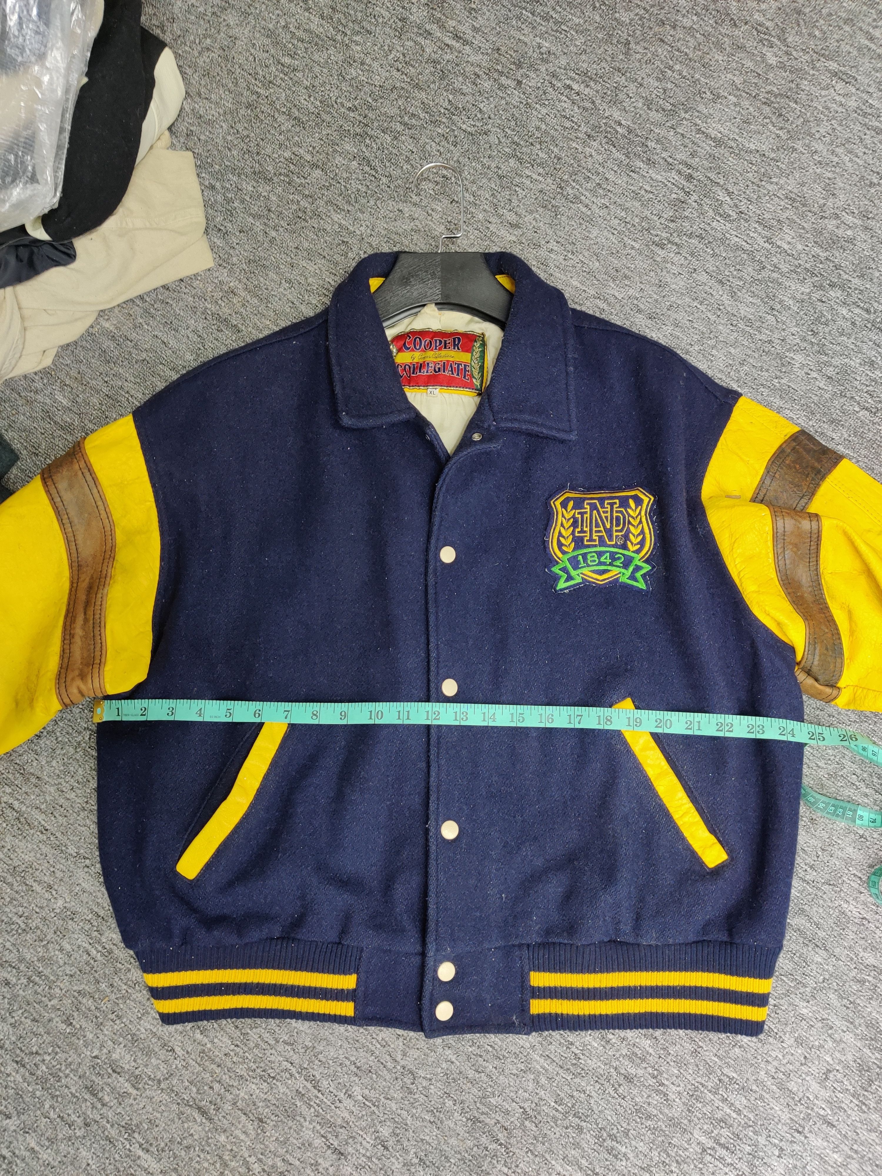 Vintage Vintage 90s Cooper Collegiate Wool Varsity Leather Jacket Size US XL / EU 56 / 4 - 15 Thumbnail