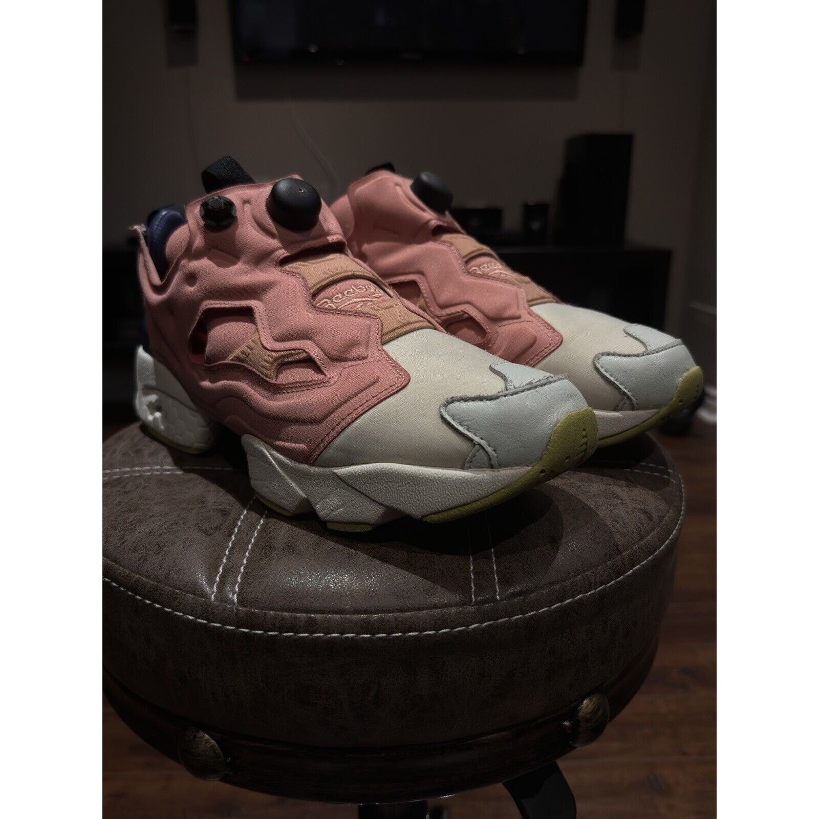 Reebok Reebok Instapump Fury Face Pink UK 8 EU 42 Sneakers Size US 8 / IT 38 - 2 Thumbnail