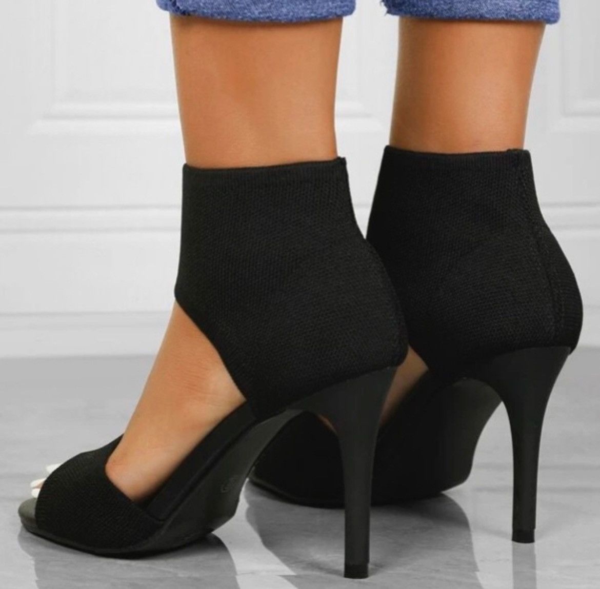 Designer × Other New, Lavishly Paris Women’s Minimalist Stiletto Heels Size US 7.5 / IT 37.5 - 6 Thumbnail