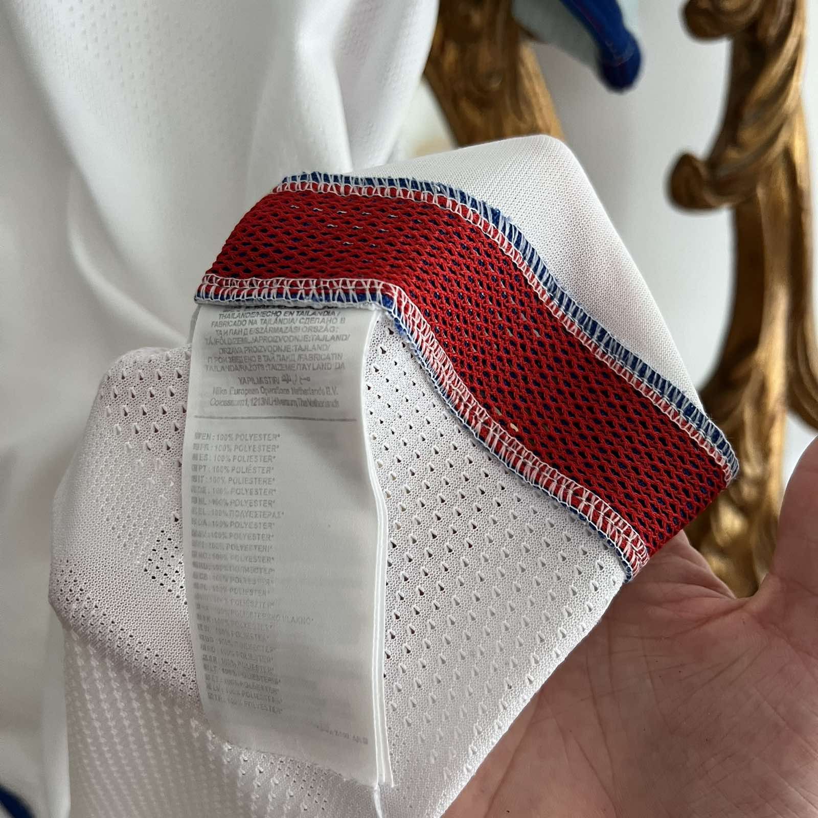 Nike Nike England Home Vintage Jersey 2016 SZ M Size US M / EU 48-50 / 2 - 6 Thumbnail