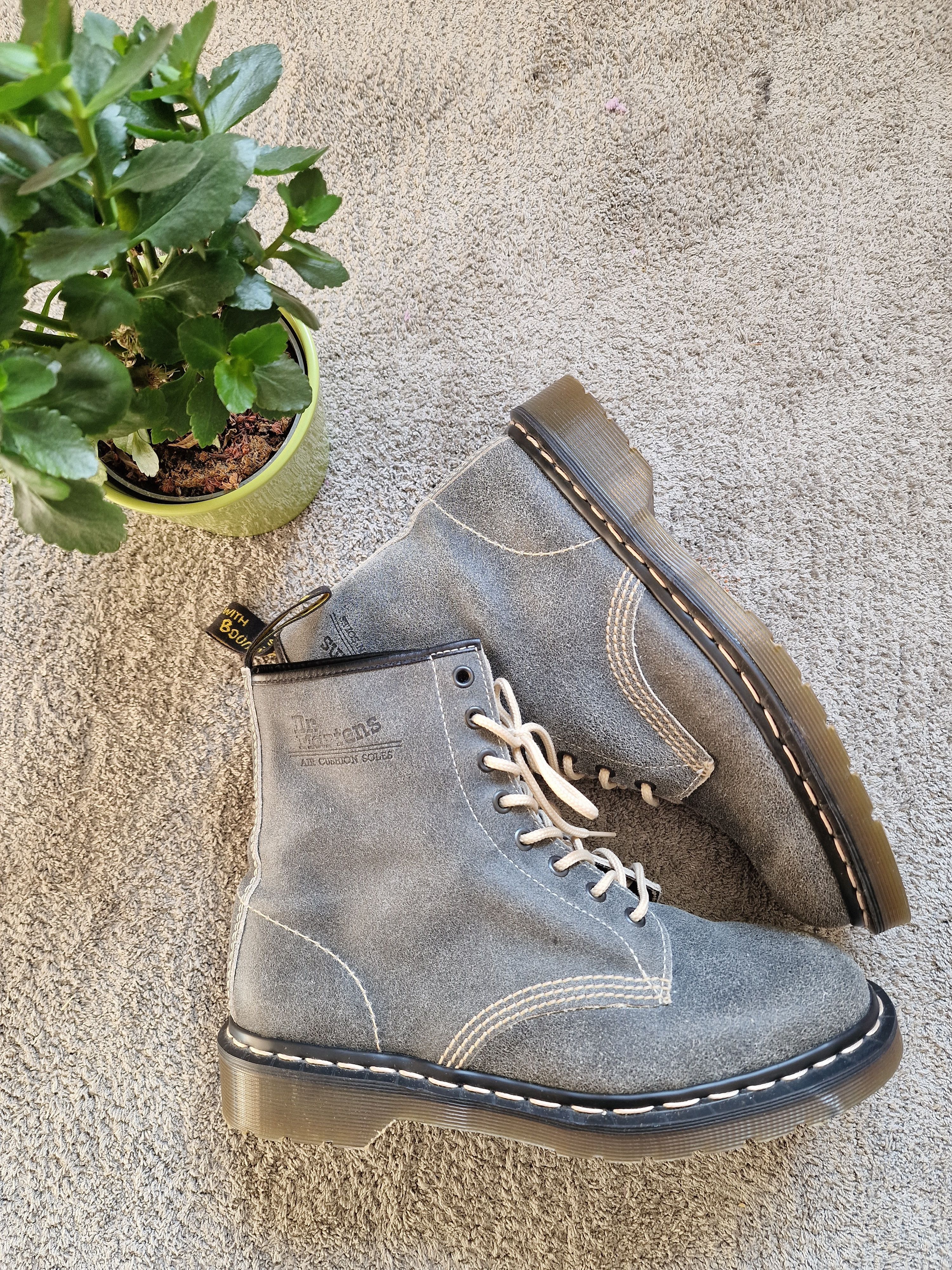 Dr. Martens Rare Dr. Martens 9350 chalk aviator made in england vintage Size US 9 / EU 42 - 1 Thumbnail