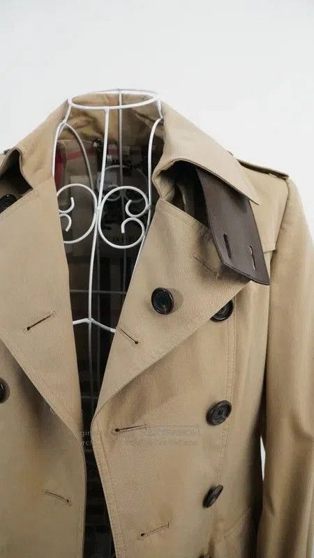 Burberry Burberry Women's Khaki Trench Coat. Size XL / US 12-14 / IT 48-50 - 5 Thumbnail