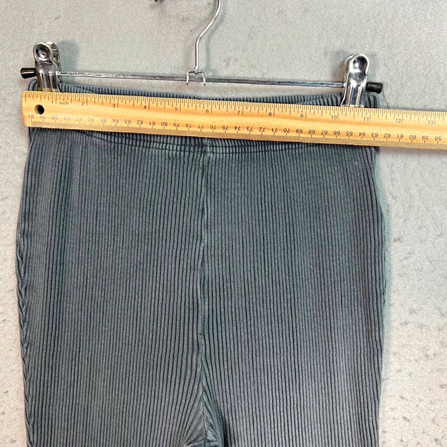 Urban Outfitters VINTAGE Urban Outfitters Womens Small Ribbed Gray Flared Leggings Cotton Blend Stretchy Size 28" / US 6 / IT 42 - 5 Thumbnail