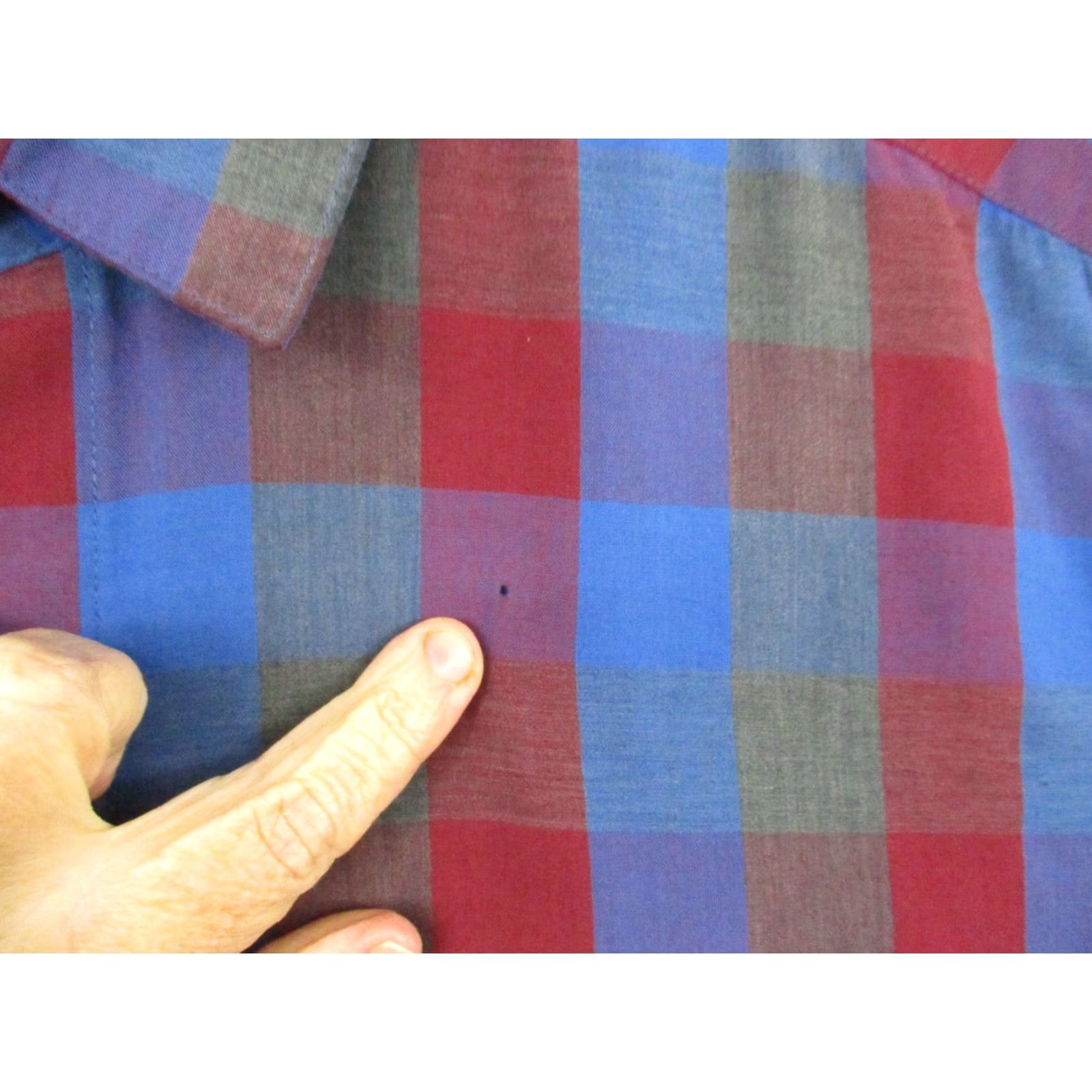 Vintage VINTAGE Oakton Limited Shirt Men Distressed 80s Medium Blue Plaid Cotton Heavyweight Twill Button-Up Long Sleeve Casual Hipster Grunge 80s 90s Mens Size US M / EU 48-50 / 2 - 5 Thumbnail