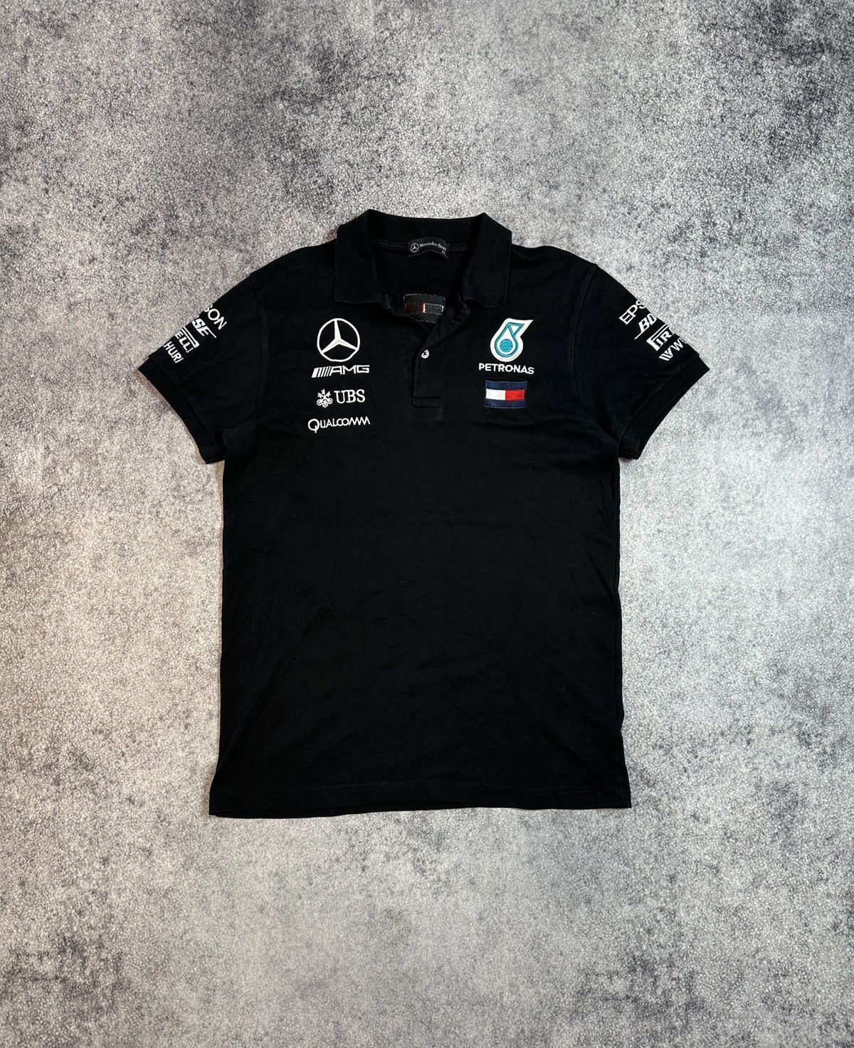 Mercedes-Benz F-1 Mercedes Benz AMG Polo Petronas Racing Logo Rare L USA Size US L / EU 52-54 / 3 - 1 Thumbnail