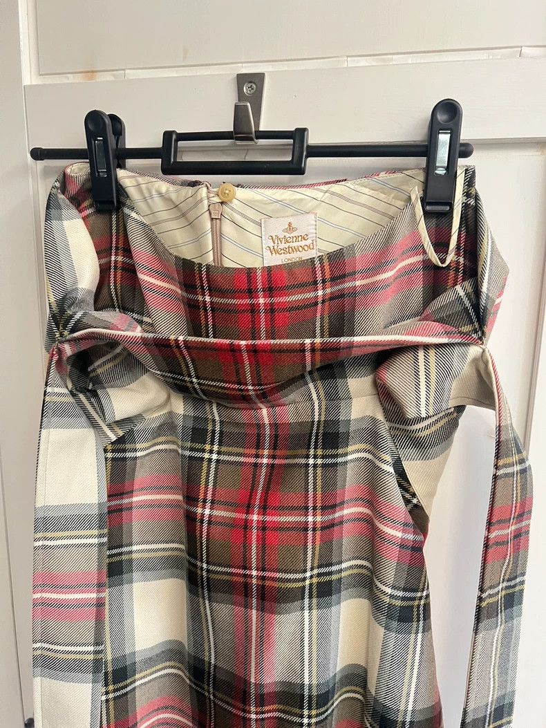 Vivienne Westwood Vivienne Westwood sizeUK8//US4 Little sheep wool skirt Size 28" / US 6 / IT 42 - 3 Thumbnail