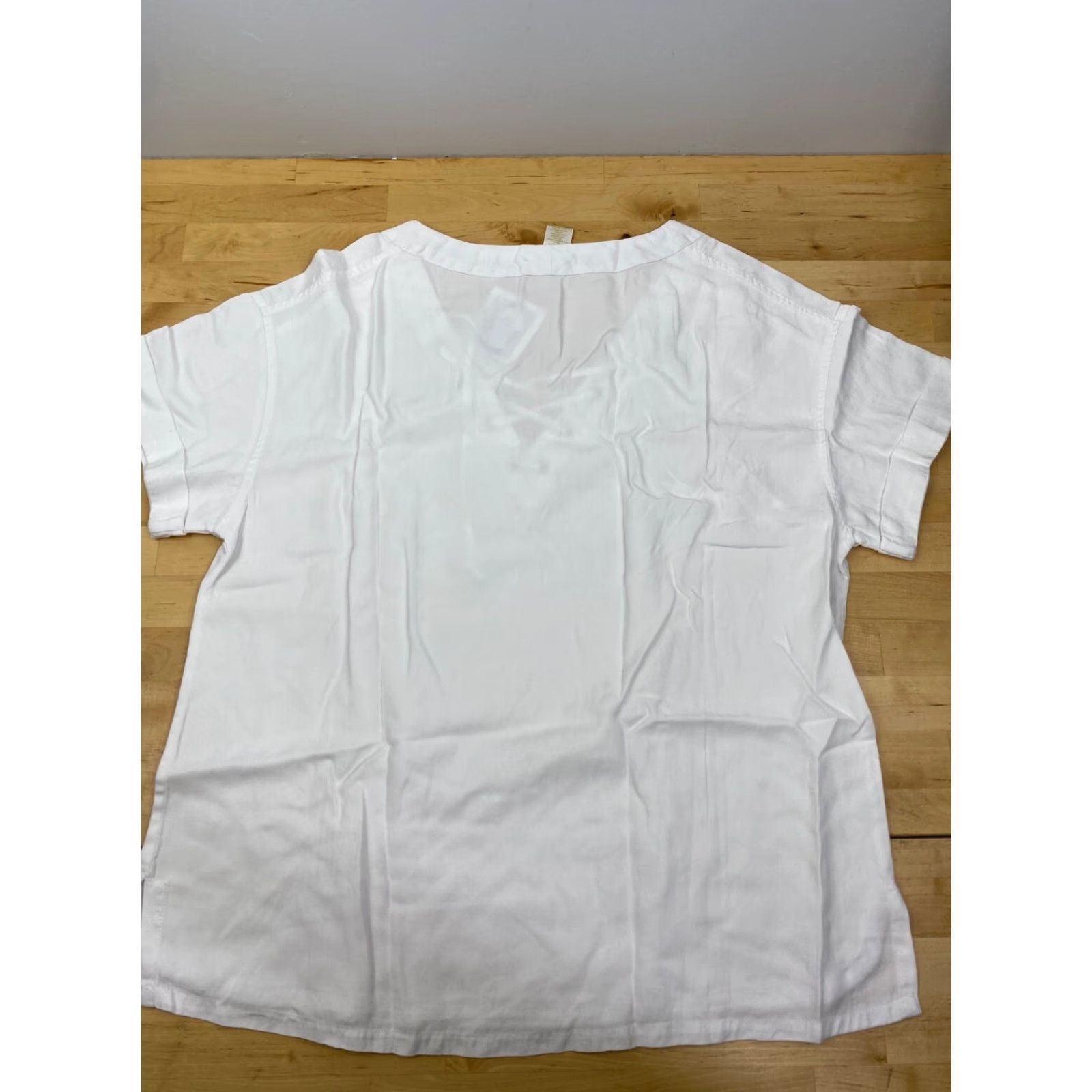 Vintage NWT Matty M White Sleeveless Blouse M Womens Vellum Size M Size M / US 6-8 / IT 42-44 - 6 Thumbnail